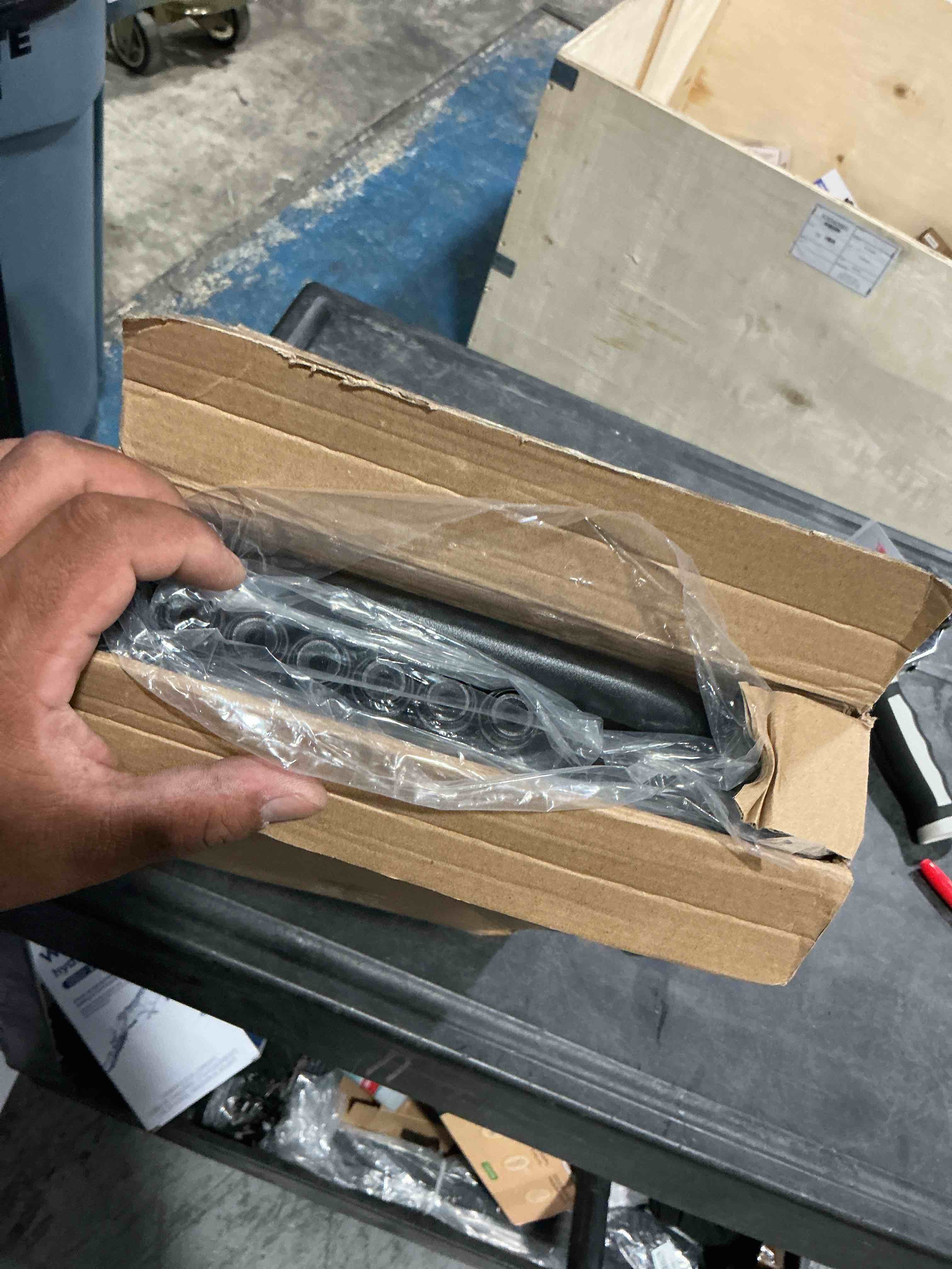 https://s3.amazonaws.com/lotting-images-prod/NonstopDeals/PNK3238452_1758246276867.jpeg