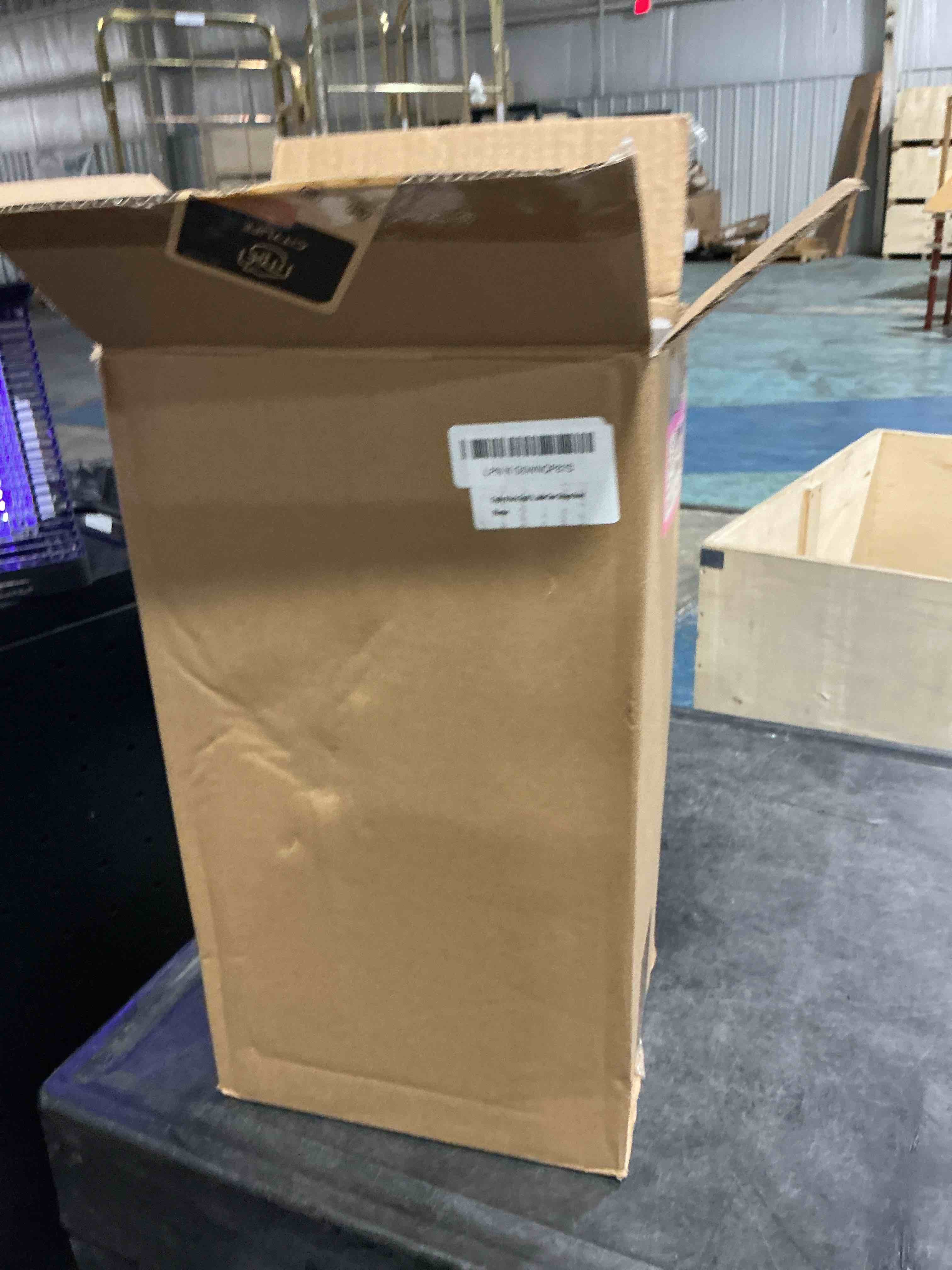 https://s3.amazonaws.com/lotting-images-prod/NonstopDeals/PNK3238453_1758246373127.jpeg