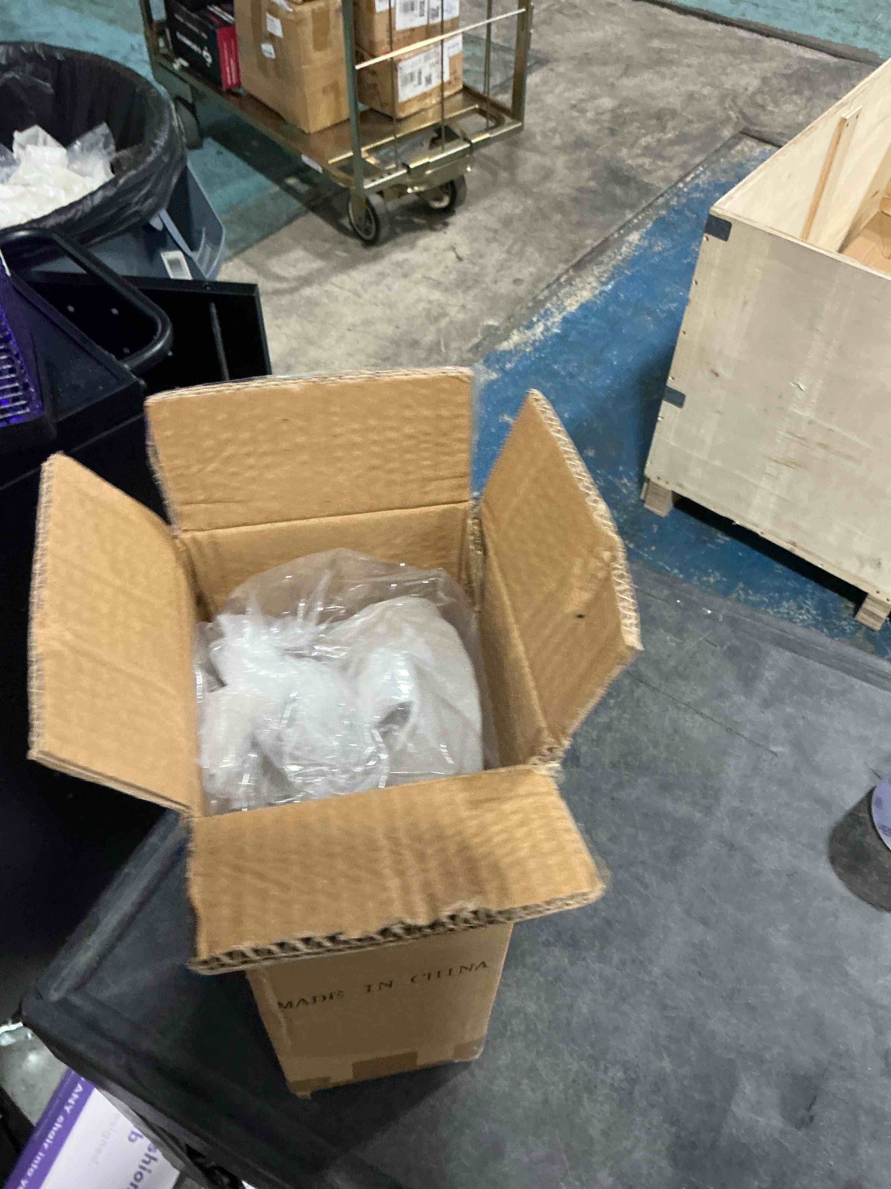 https://s3.amazonaws.com/lotting-images-prod/NonstopDeals/PNK3238457_1758246741798.jpeg