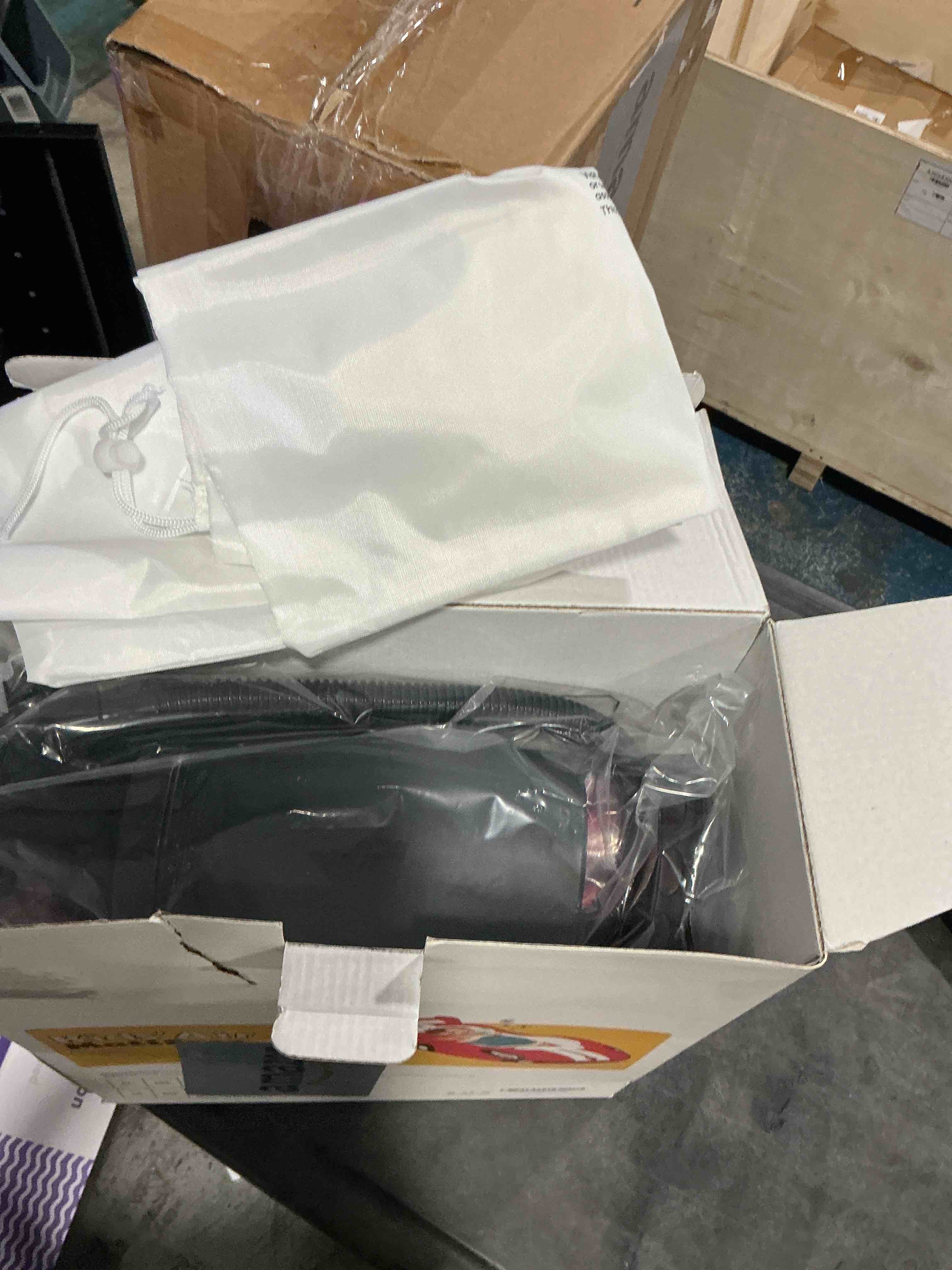 https://s3.amazonaws.com/lotting-images-prod/NonstopDeals/PNK3238460_1758246982313.jpeg