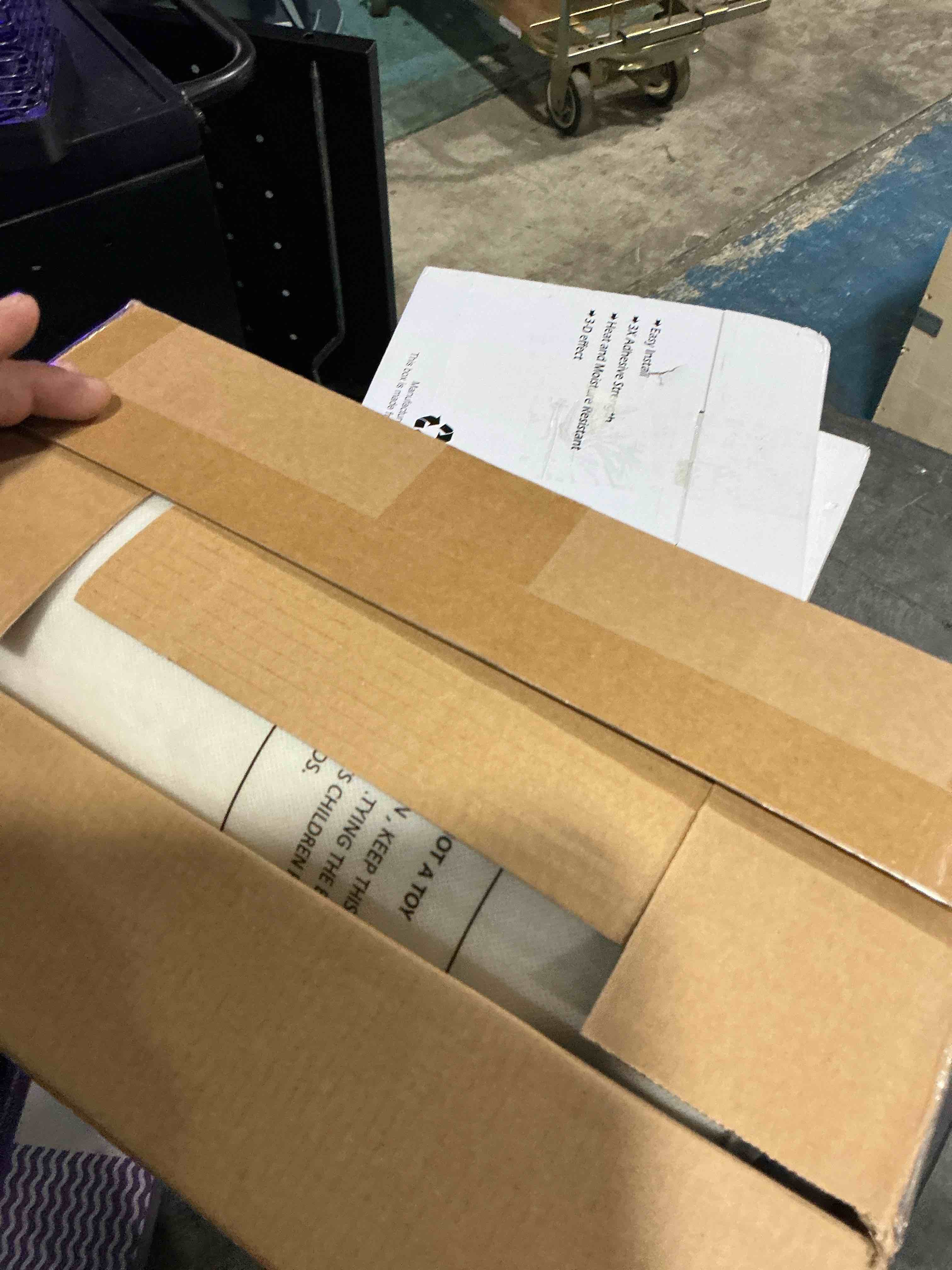 https://s3.amazonaws.com/lotting-images-prod/NonstopDeals/PNK3238476_1758248546947.jpeg