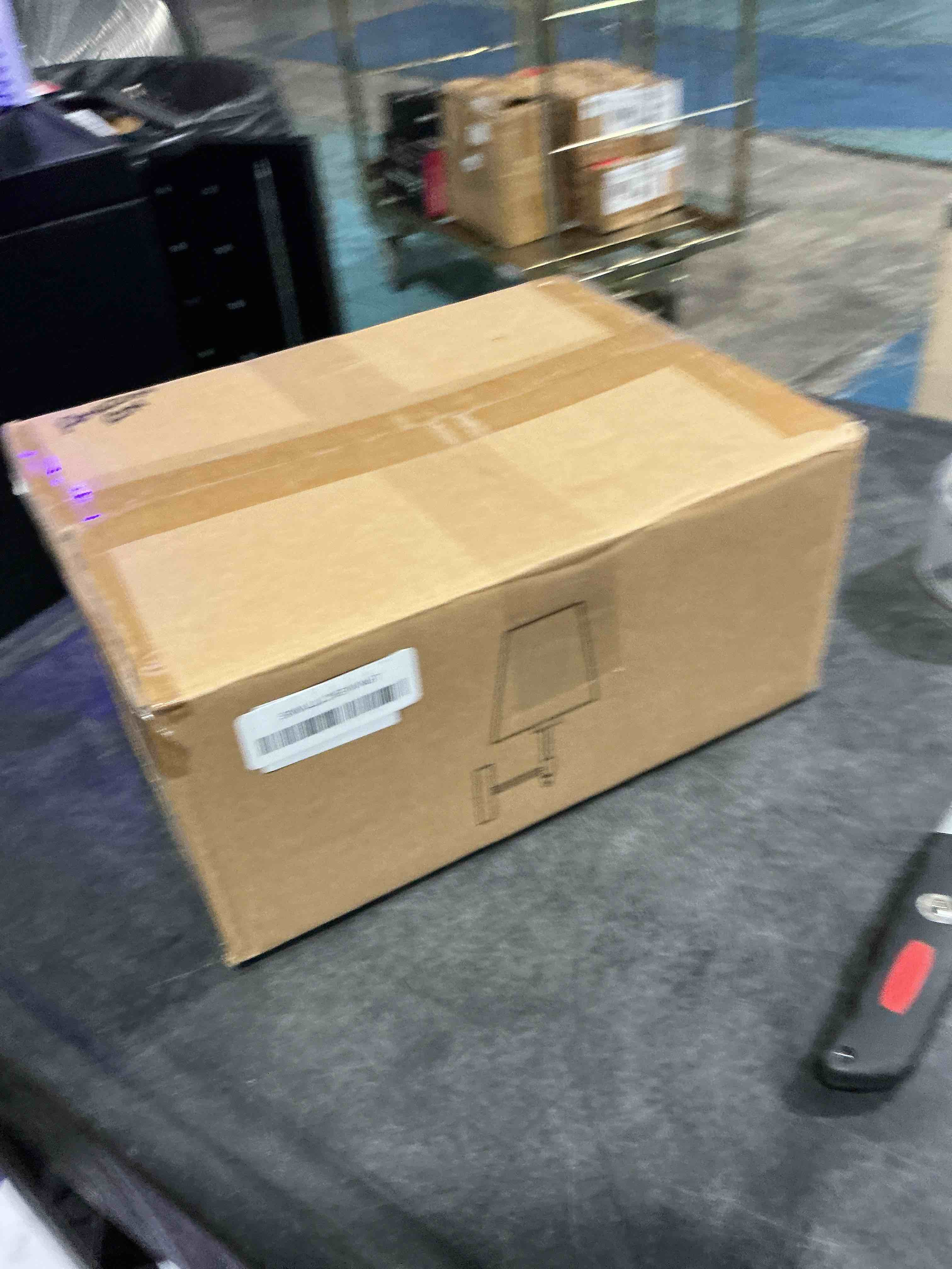 https://s3.amazonaws.com/lotting-images-prod/NonstopDeals/PNK3238480_1758248878947.jpeg