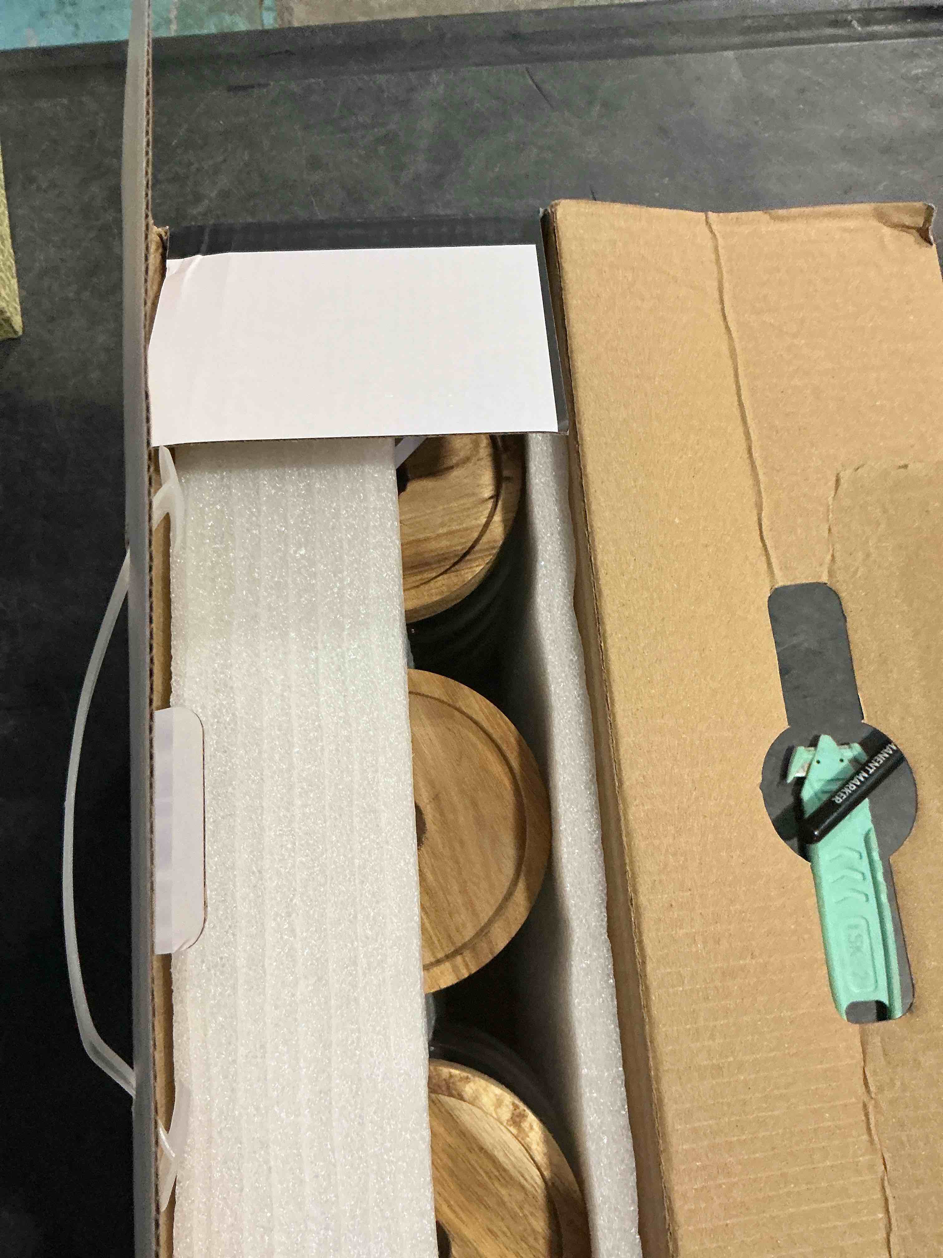 https://s3.amazonaws.com/lotting-images-prod/NonstopDeals/PNK3238489_1758244493097.jpeg