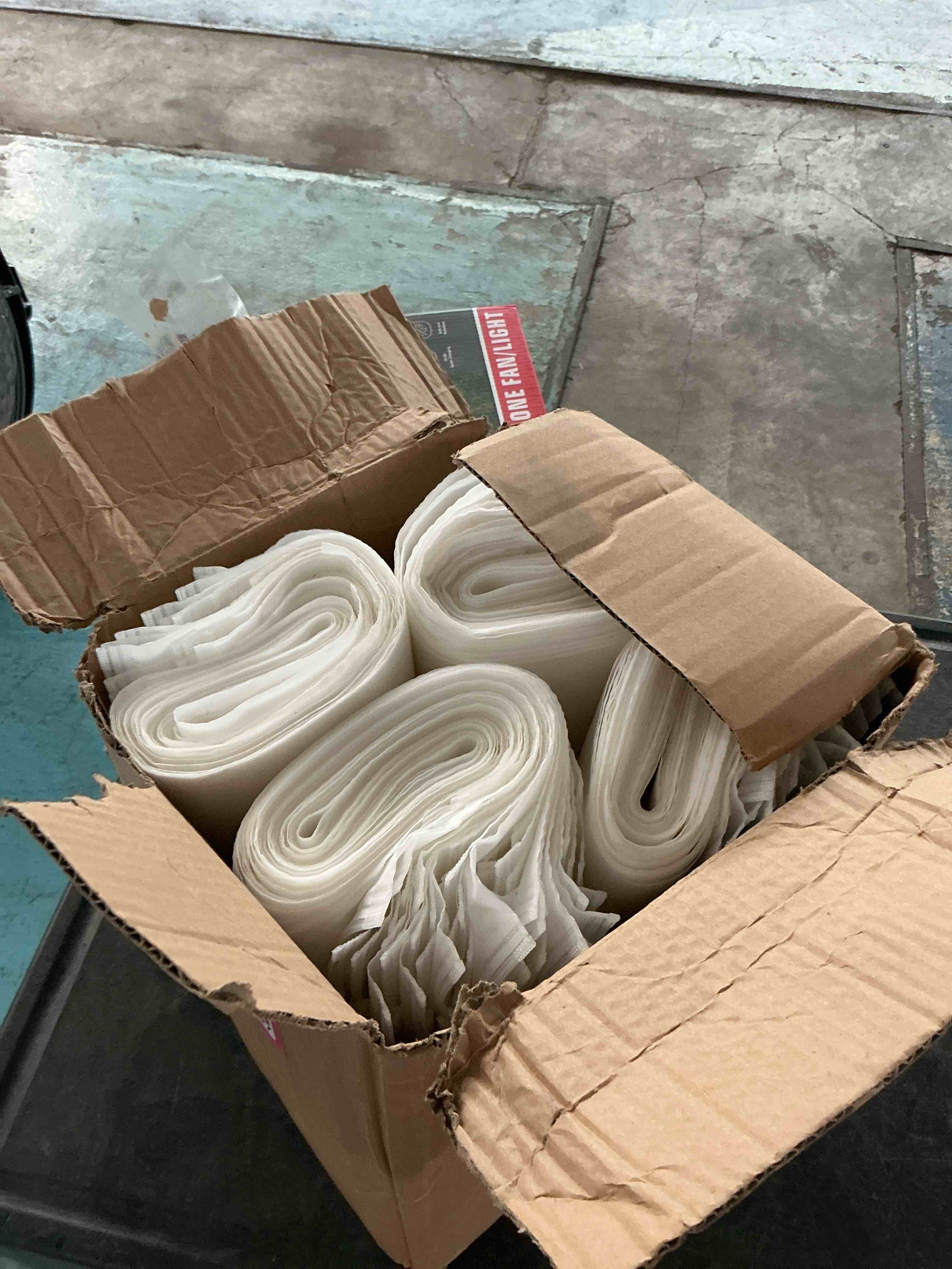 https://s3.amazonaws.com/lotting-images-prod/NonstopDeals/PNK3238597_1758389453072.jpeg