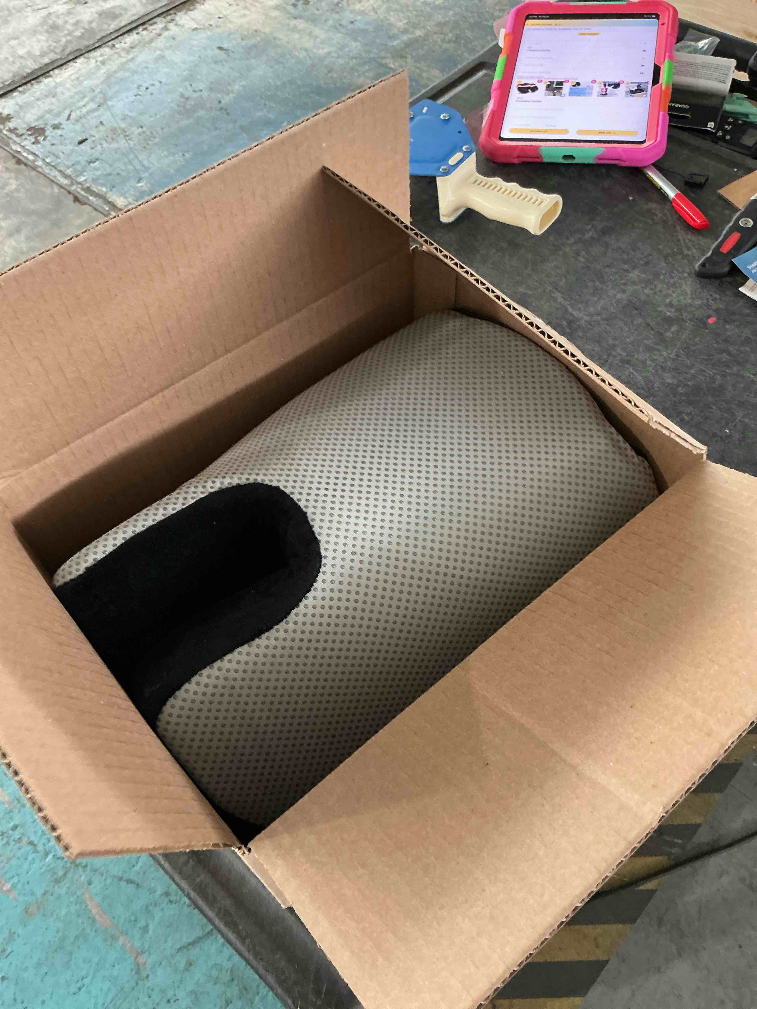 https://s3.amazonaws.com/lotting-images-prod/NonstopDeals/PNK3238601_1758390101907.jpeg