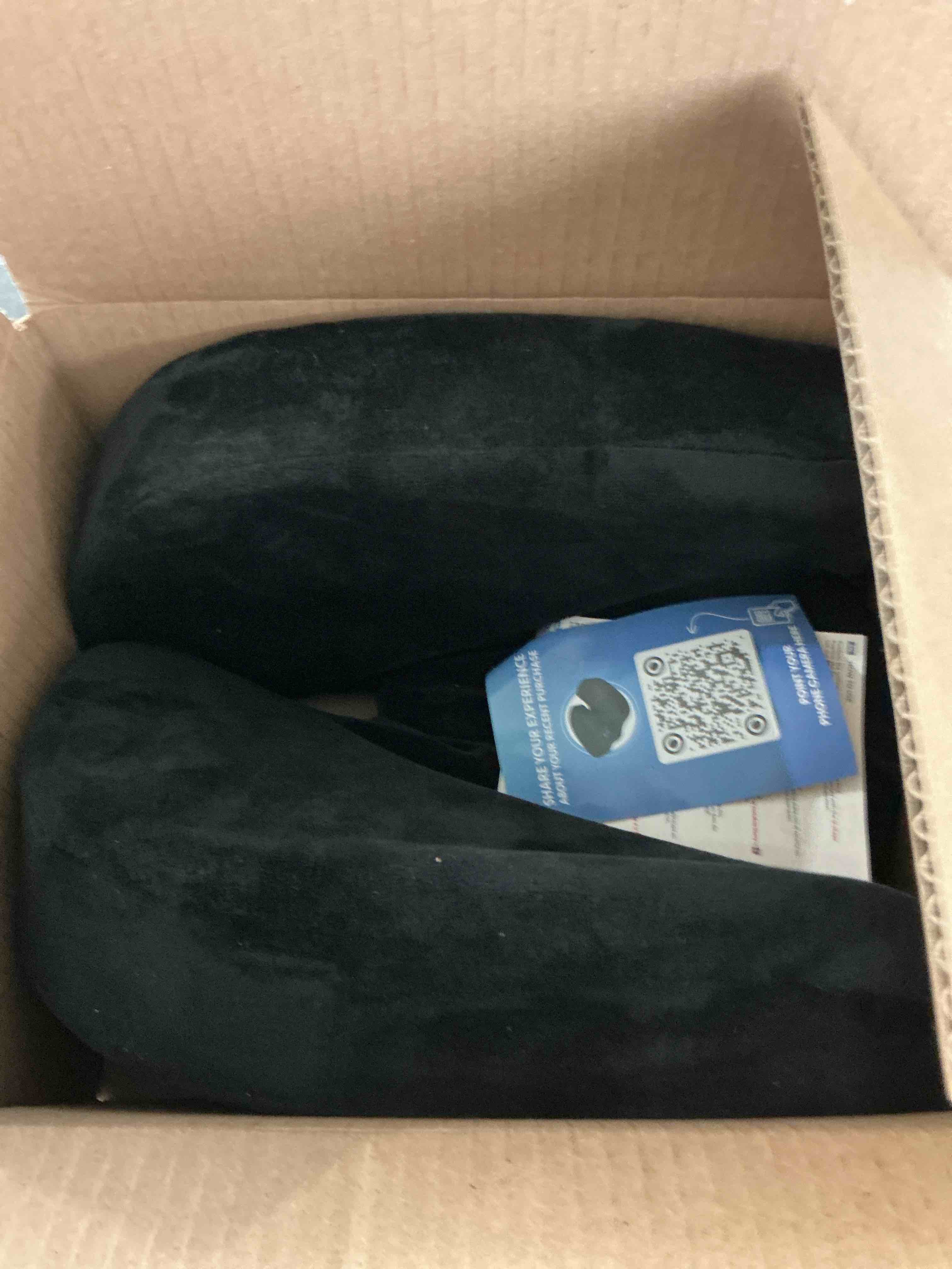 https://s3.amazonaws.com/lotting-images-prod/NonstopDeals/PNK3238601_1758390115237.jpeg