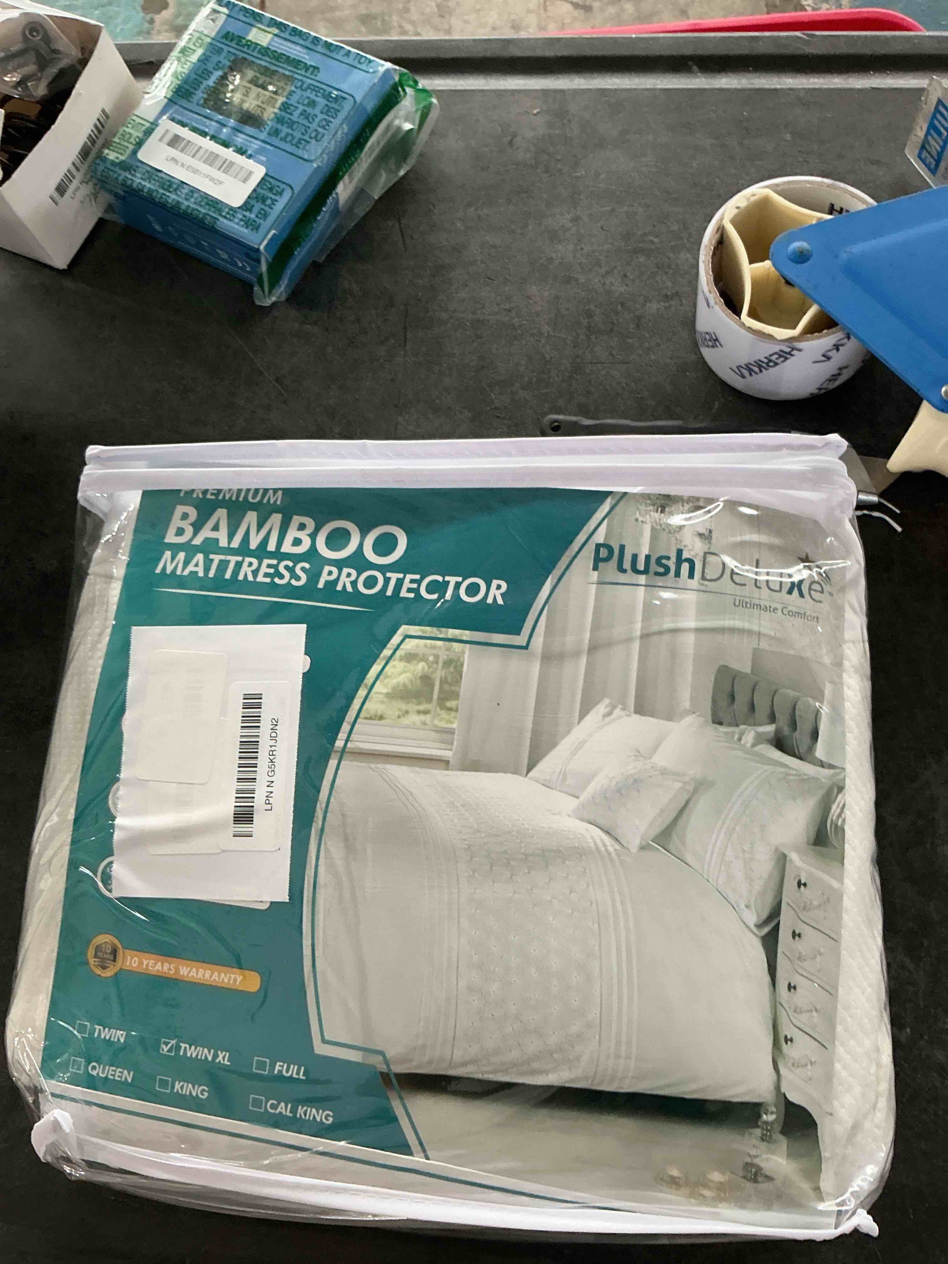 https://s3.amazonaws.com/lotting-images-prod/NonstopDeals/PNK3238627_1758396370657.jpeg
