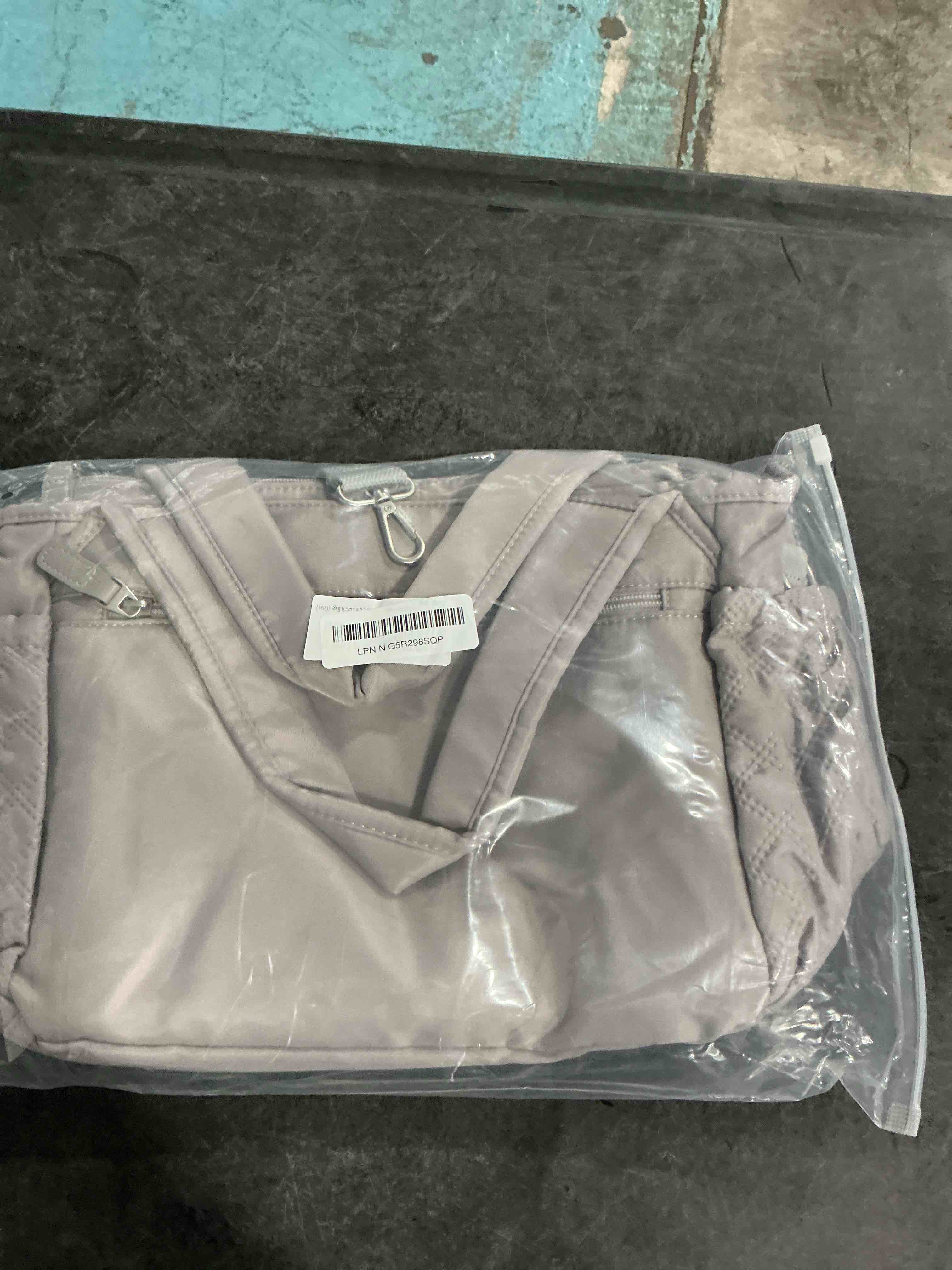 https://s3.amazonaws.com/lotting-images-prod/NonstopDeals/PNK3238700_1758578505996.jpeg
