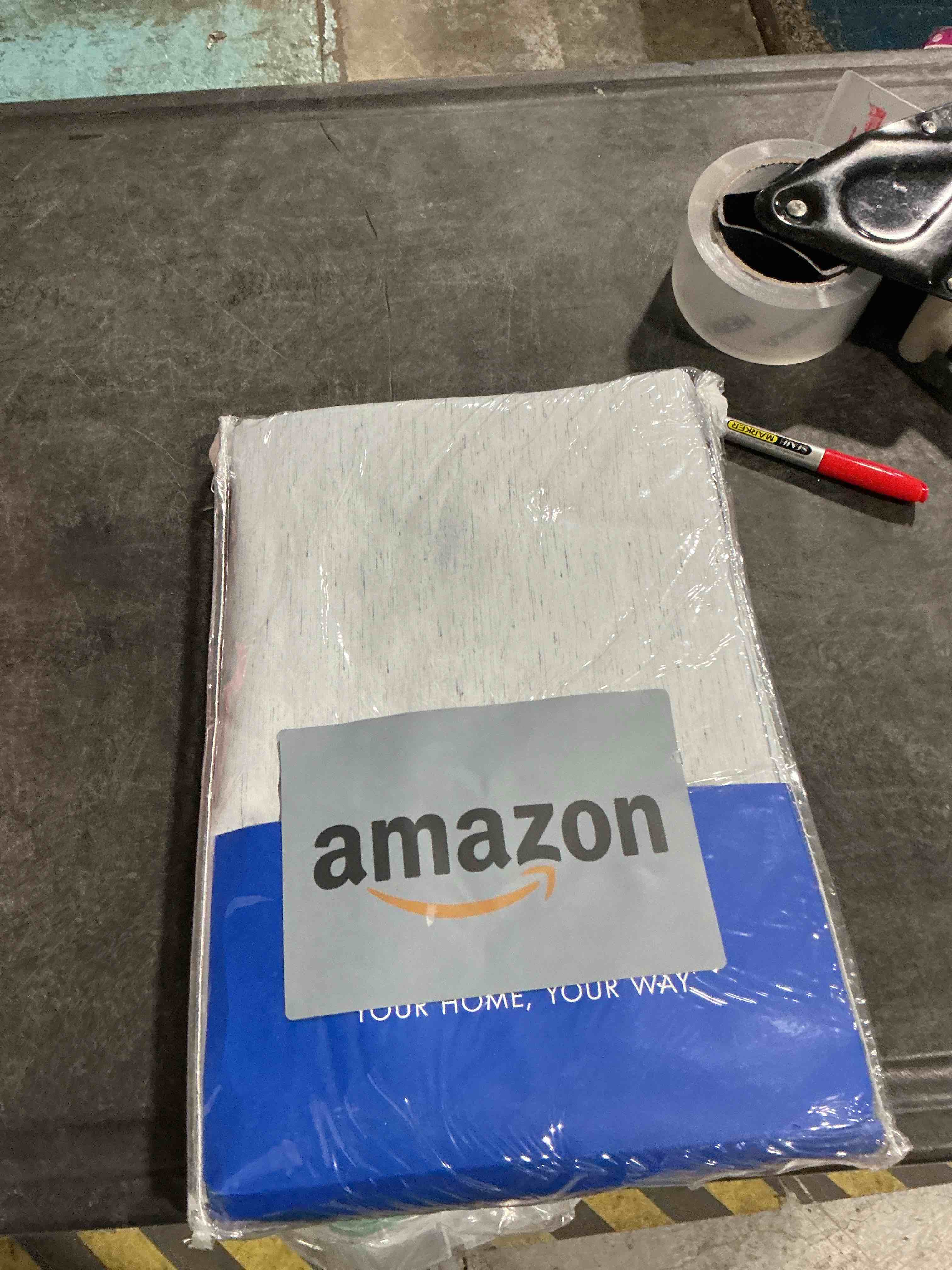 https://s3.amazonaws.com/lotting-images-prod/NonstopDeals/PNK3238712_1758579480524.jpeg