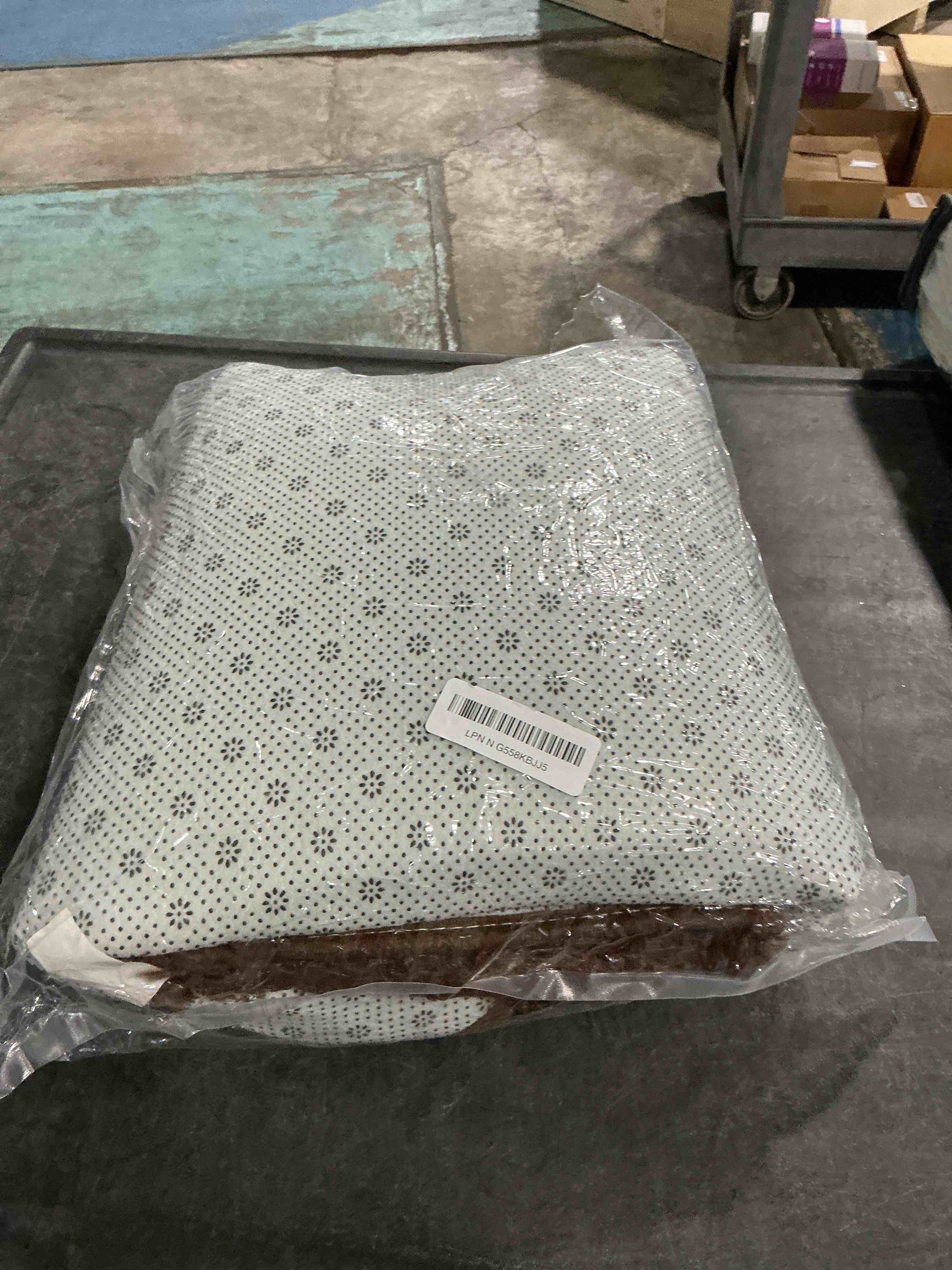 https://s3.amazonaws.com/lotting-images-prod/NonstopDeals/PNK3238738_1758582182479.jpeg
