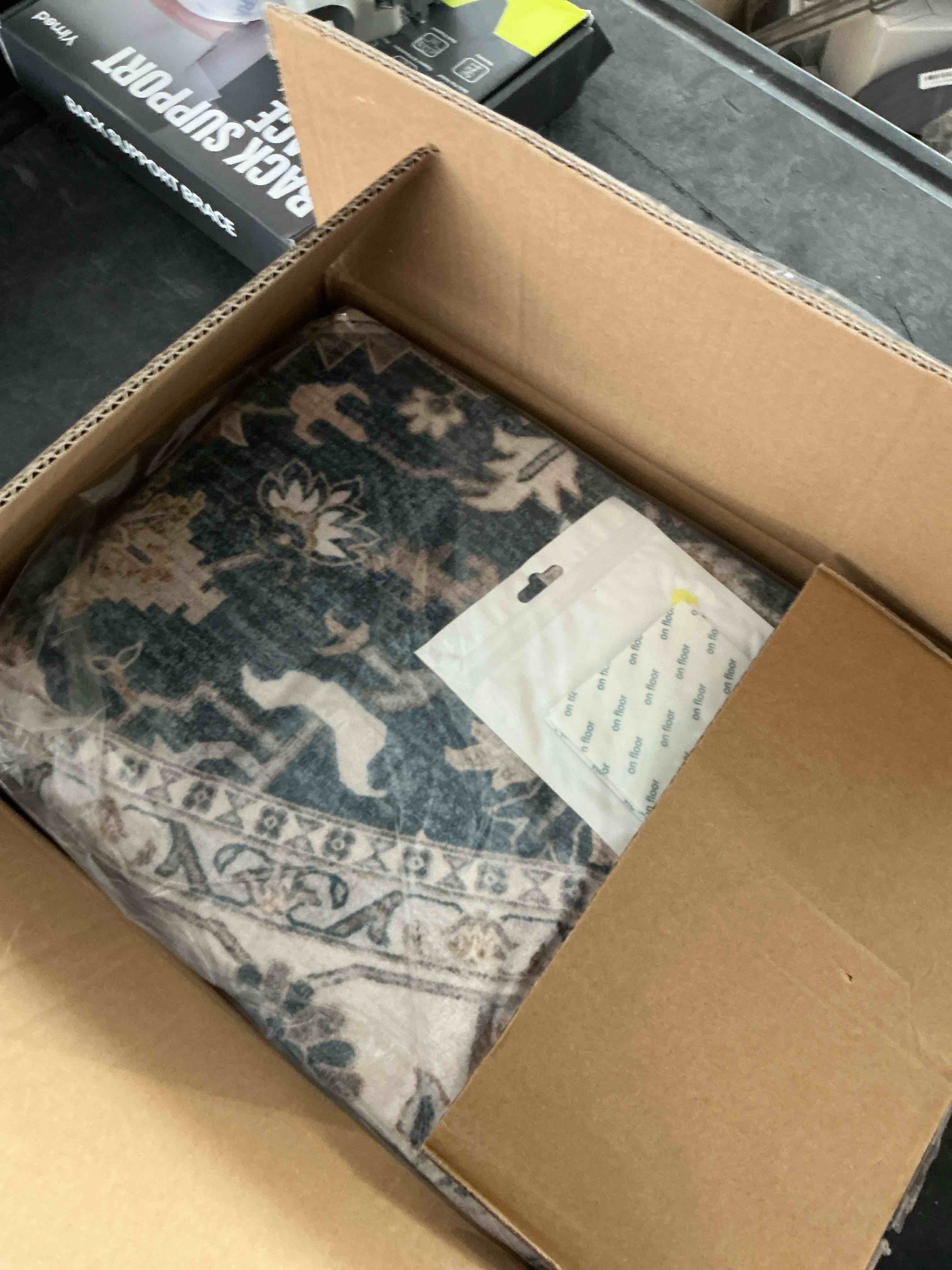 https://s3.amazonaws.com/lotting-images-prod/NonstopDeals/PNK3238840_1758645904426.jpeg