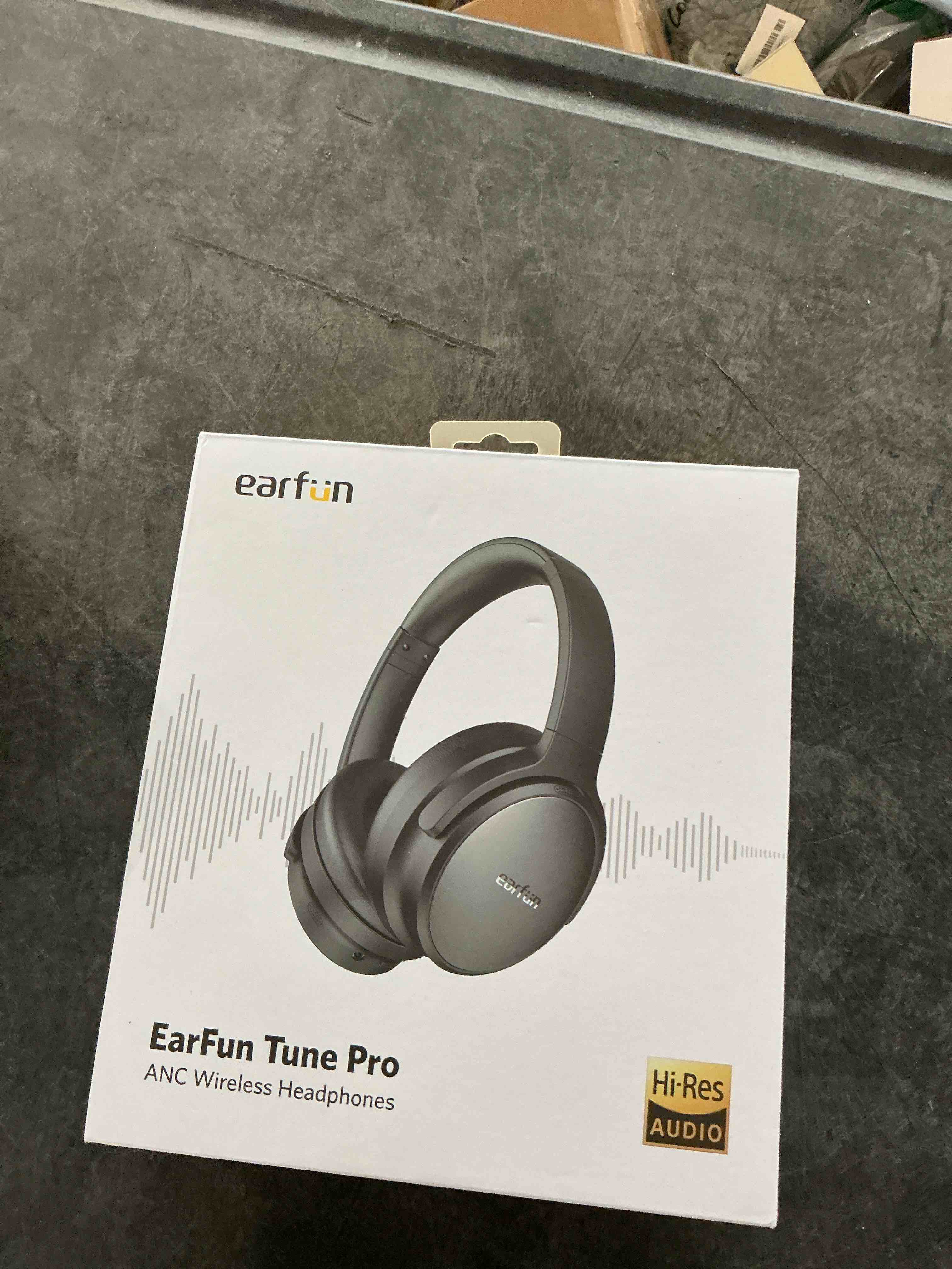 https://s3.amazonaws.com/lotting-images-prod/NonstopDeals/PNK3238859_1758649315269.jpeg