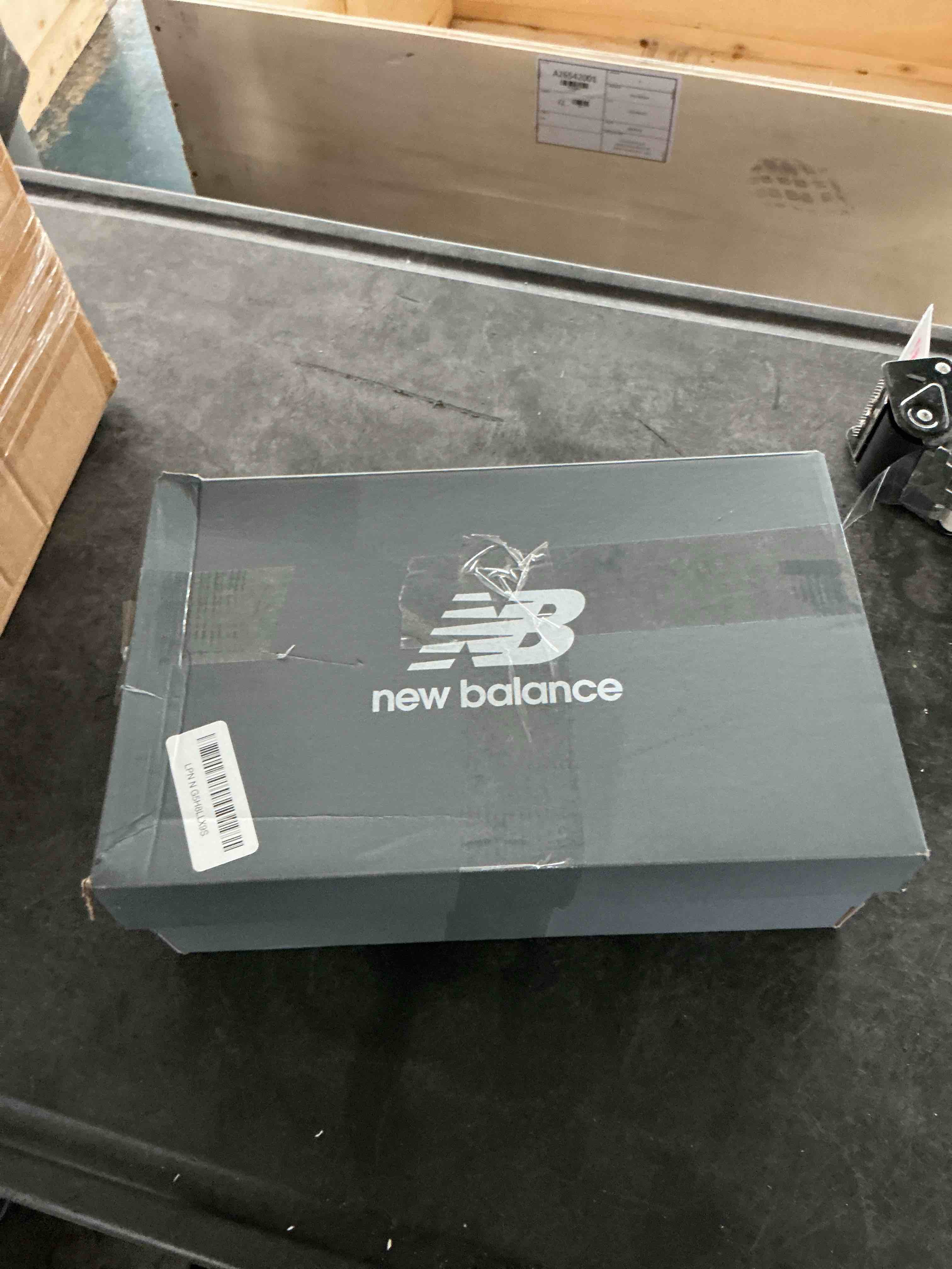 https://s3.amazonaws.com/lotting-images-prod/NonstopDeals/PNK3238894_1758658665842.jpeg