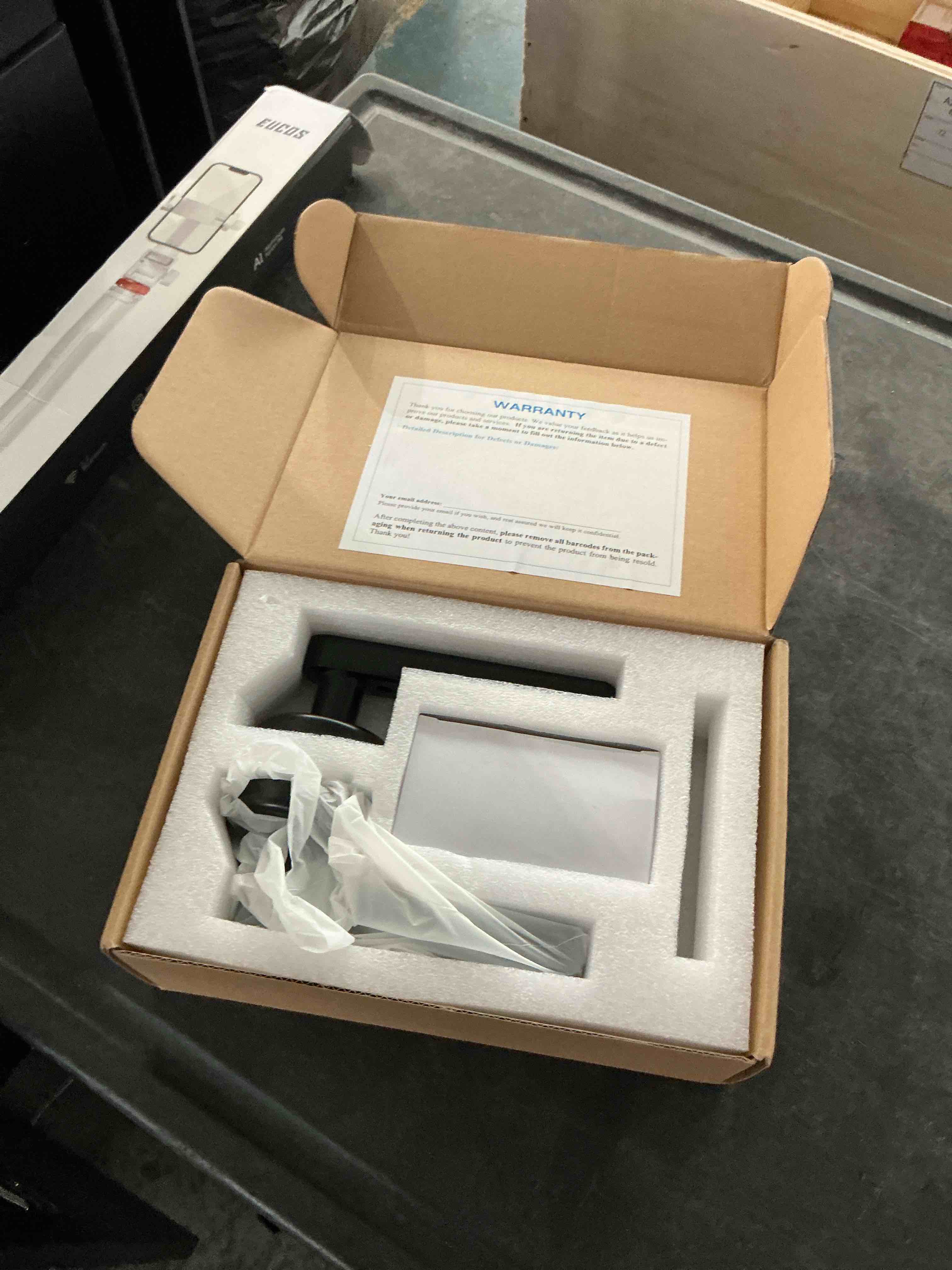 https://s3.amazonaws.com/lotting-images-prod/NonstopDeals/PNK3238909_1758663258357.jpeg
