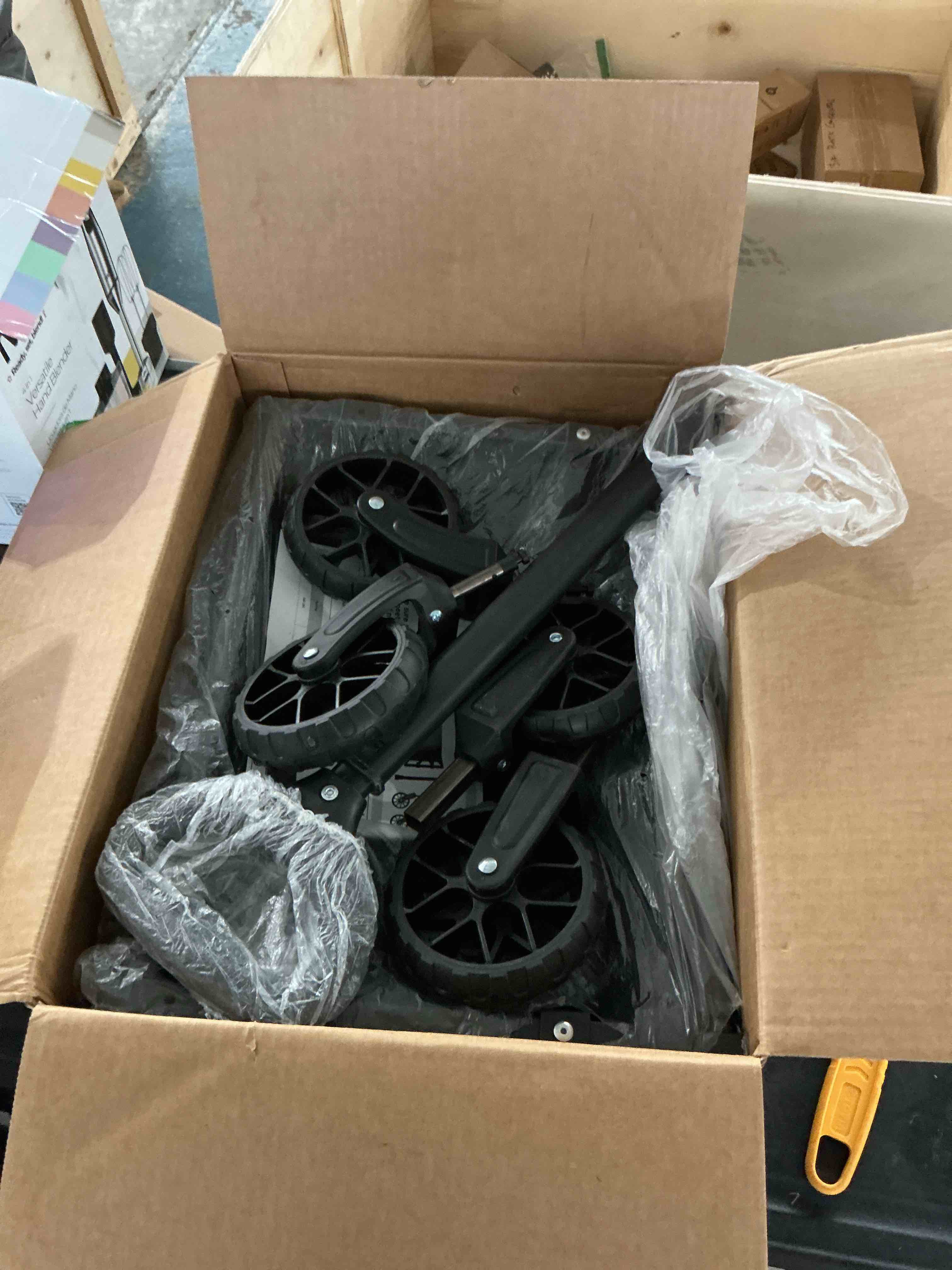 https://s3.amazonaws.com/lotting-images-prod/NonstopDeals/PNK3238976_1758745133319.jpeg