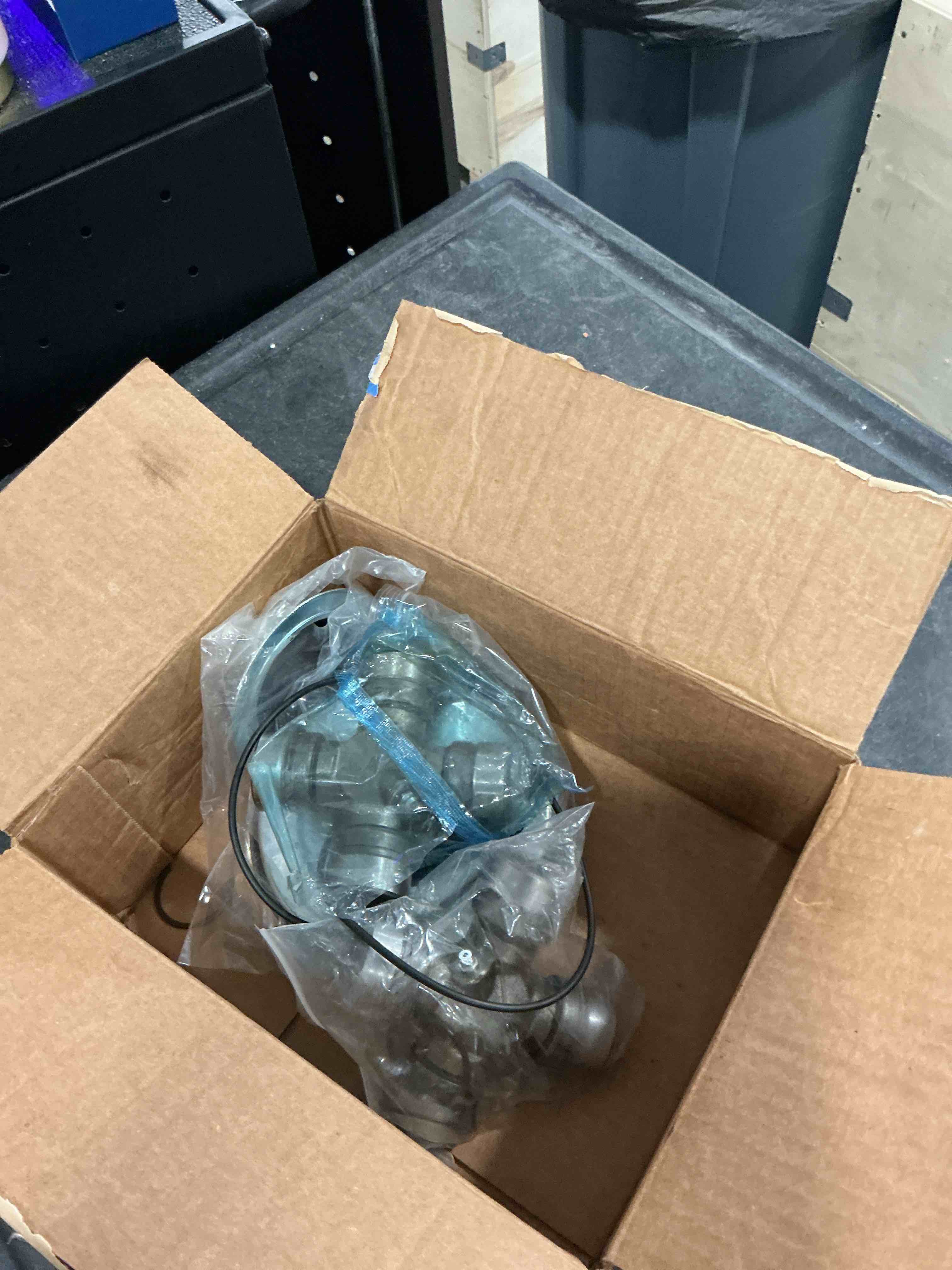 https://s3.amazonaws.com/lotting-images-prod/NonstopDeals/PNK3239099_1758814293719.jpeg