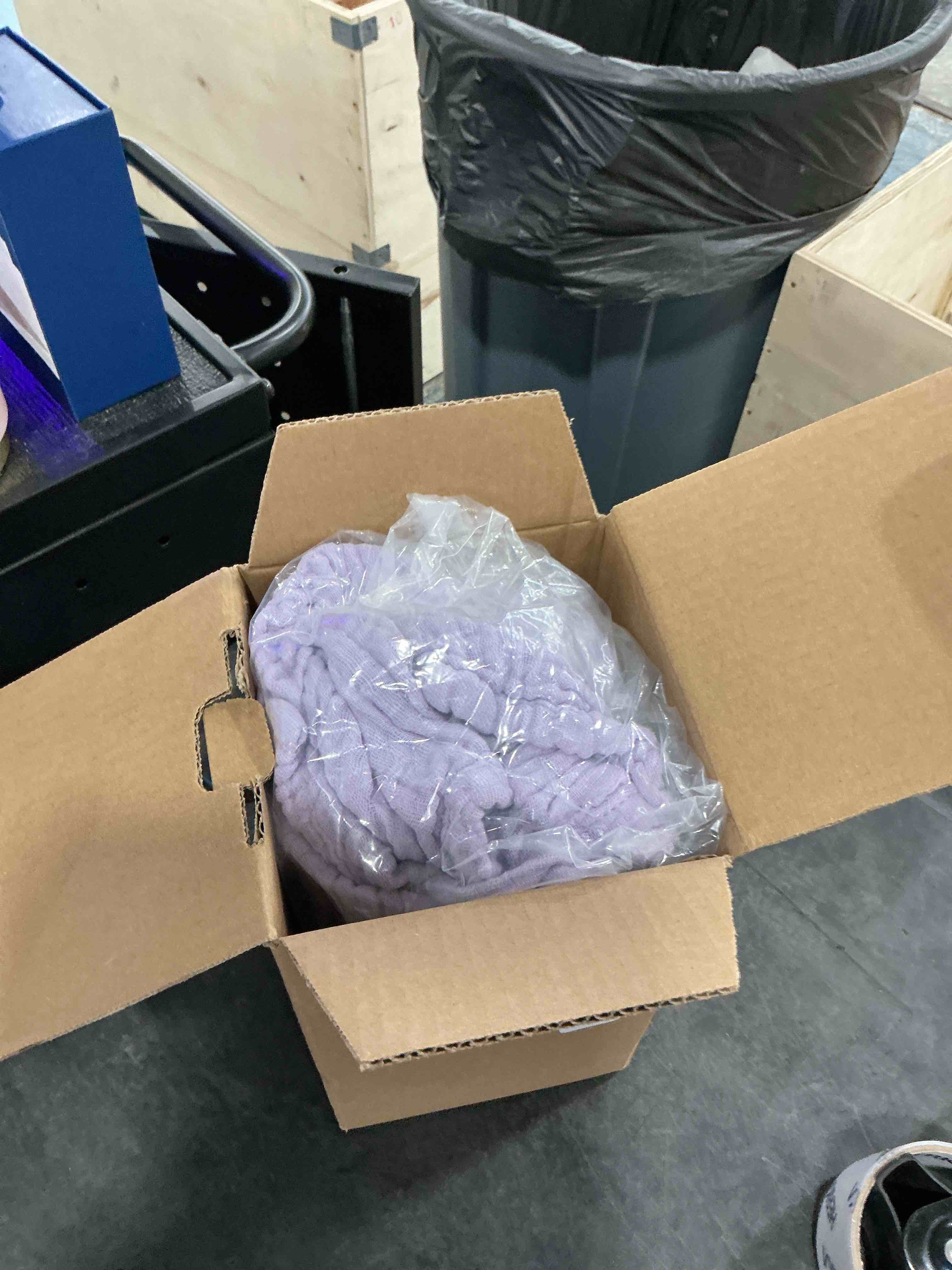 https://s3.amazonaws.com/lotting-images-prod/NonstopDeals/PNK3239112_1758815796407.jpeg