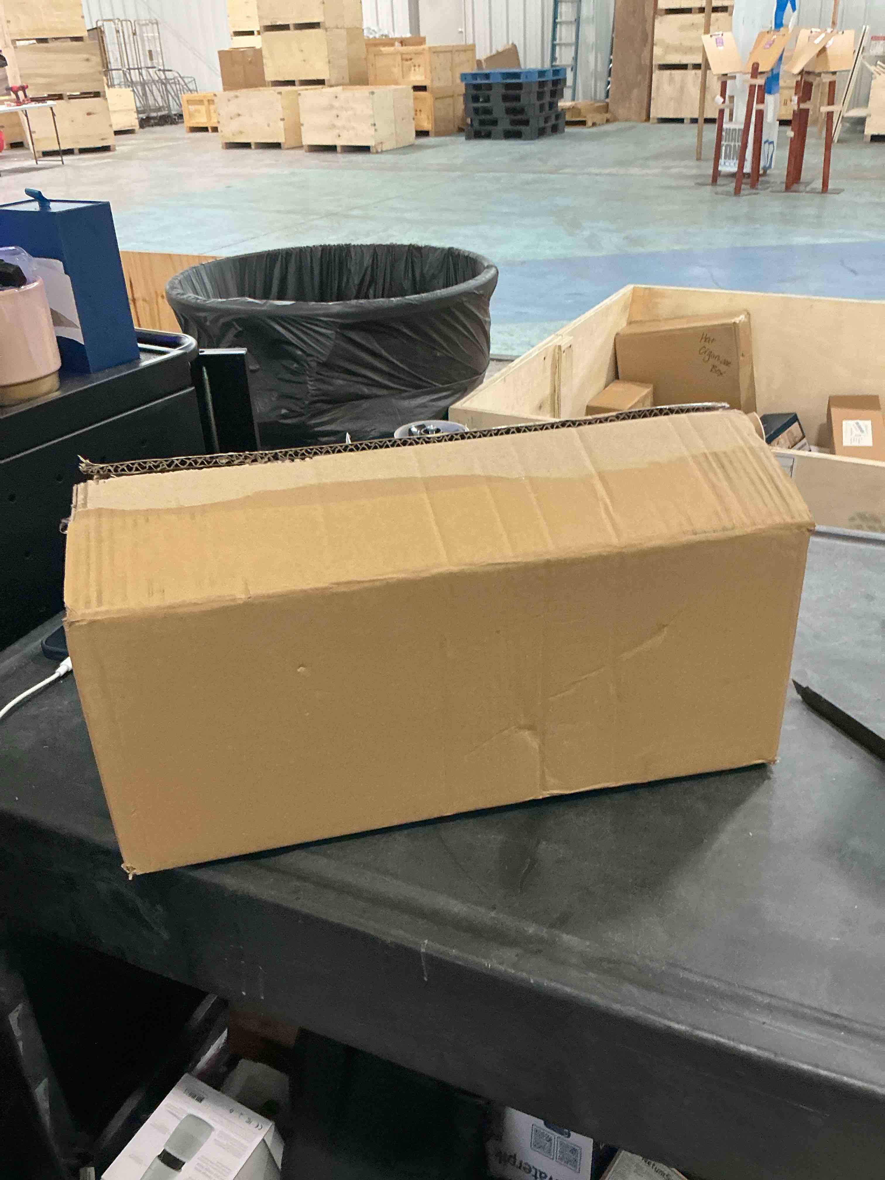 https://s3.amazonaws.com/lotting-images-prod/NonstopDeals/PNK3239125_1758816490618.jpeg