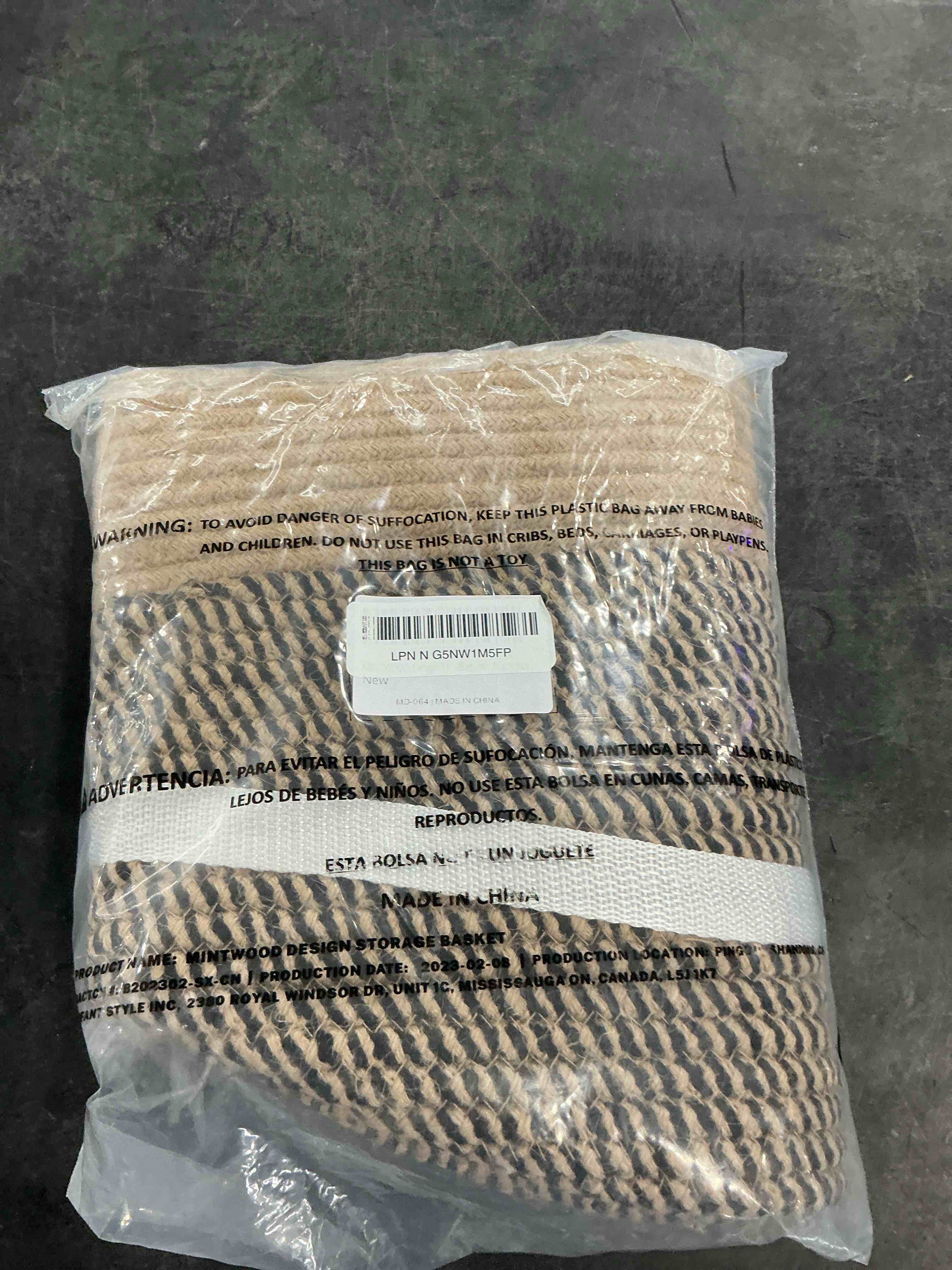 https://s3.amazonaws.com/lotting-images-prod/NonstopDeals/PNK3239137_1758817447156.jpeg