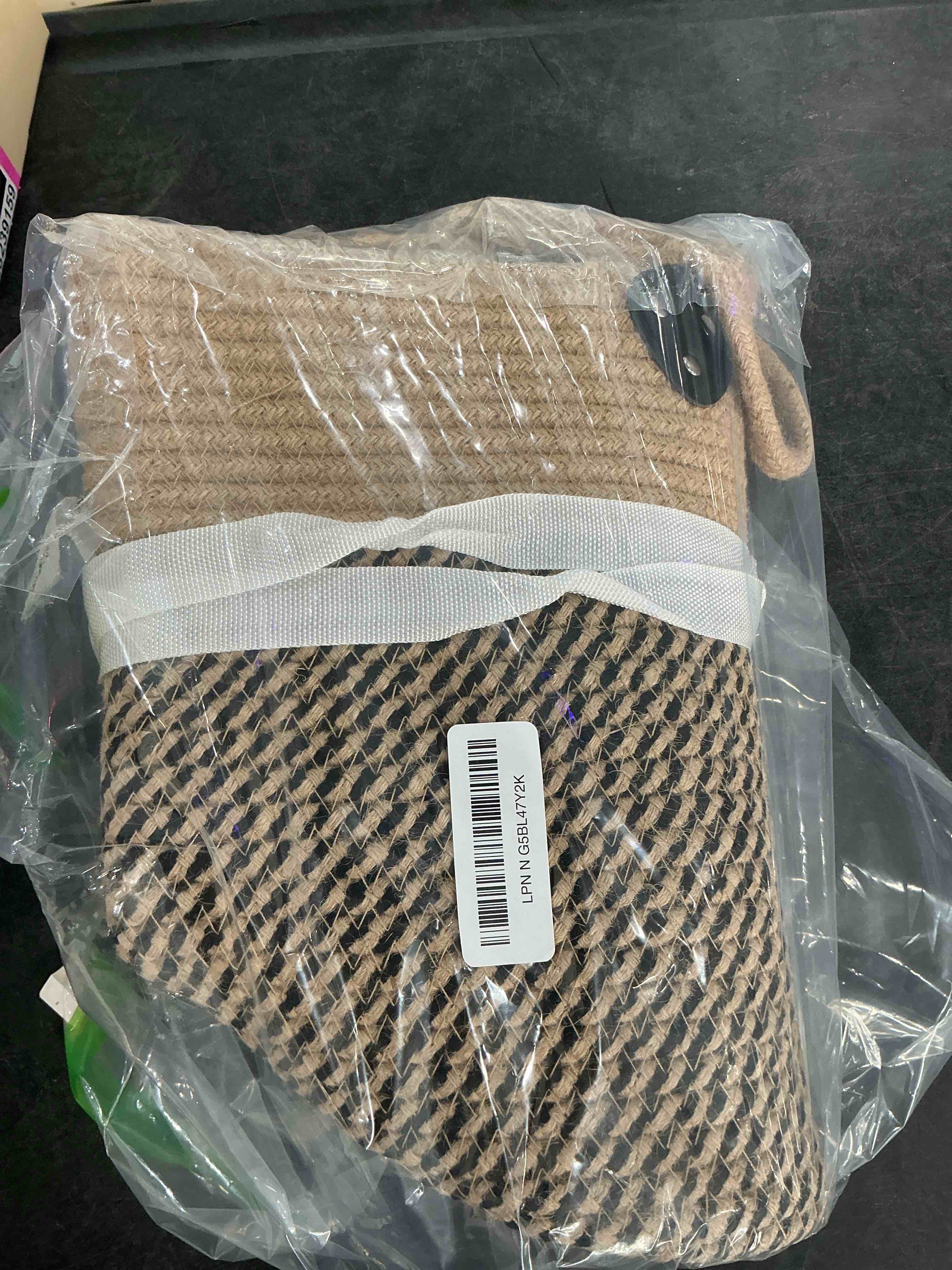 https://s3.amazonaws.com/lotting-images-prod/NonstopDeals/PNK3239197_1758890614148.jpeg