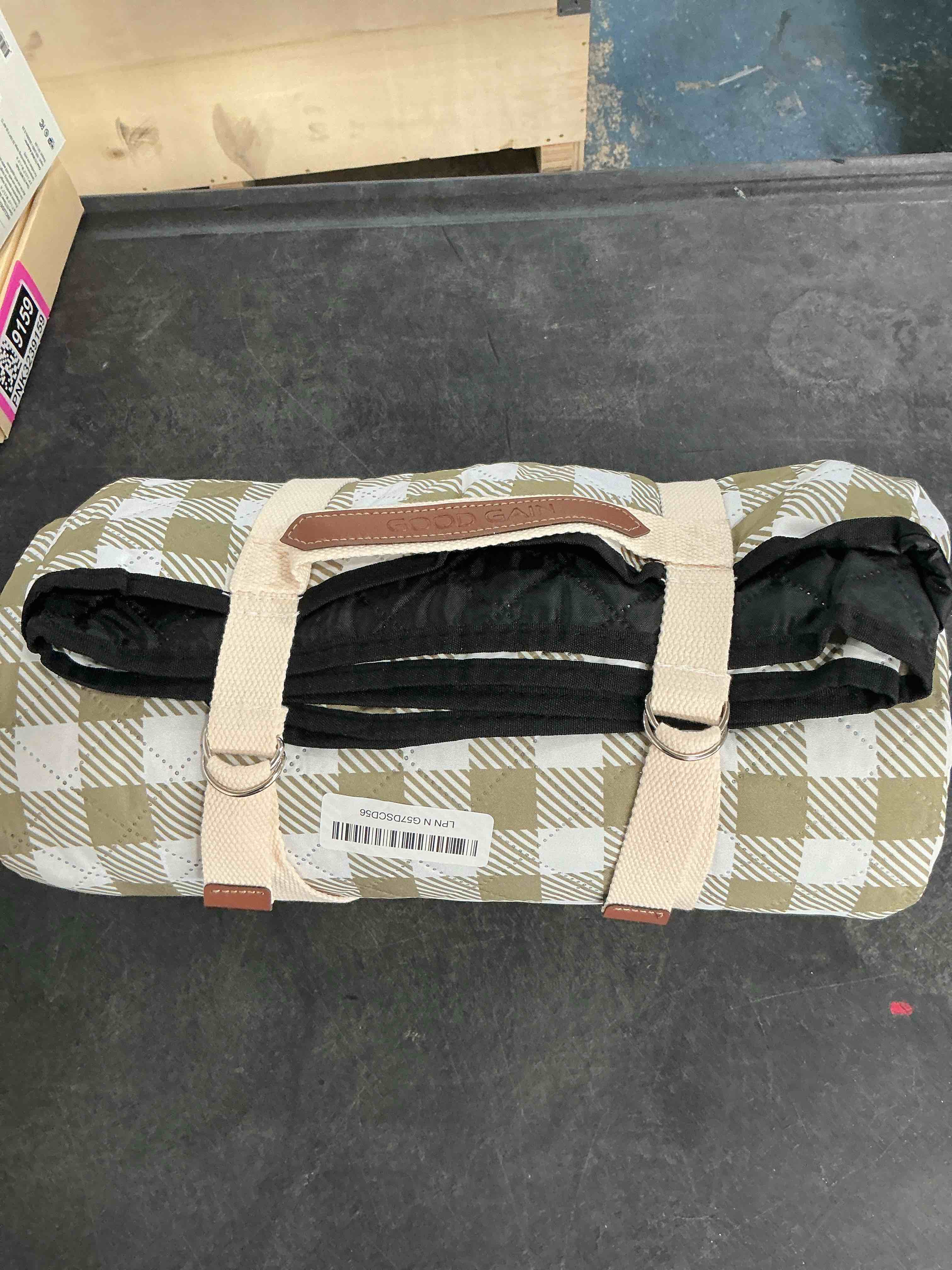 https://s3.amazonaws.com/lotting-images-prod/NonstopDeals/PNK3239201_1758891420534.jpeg