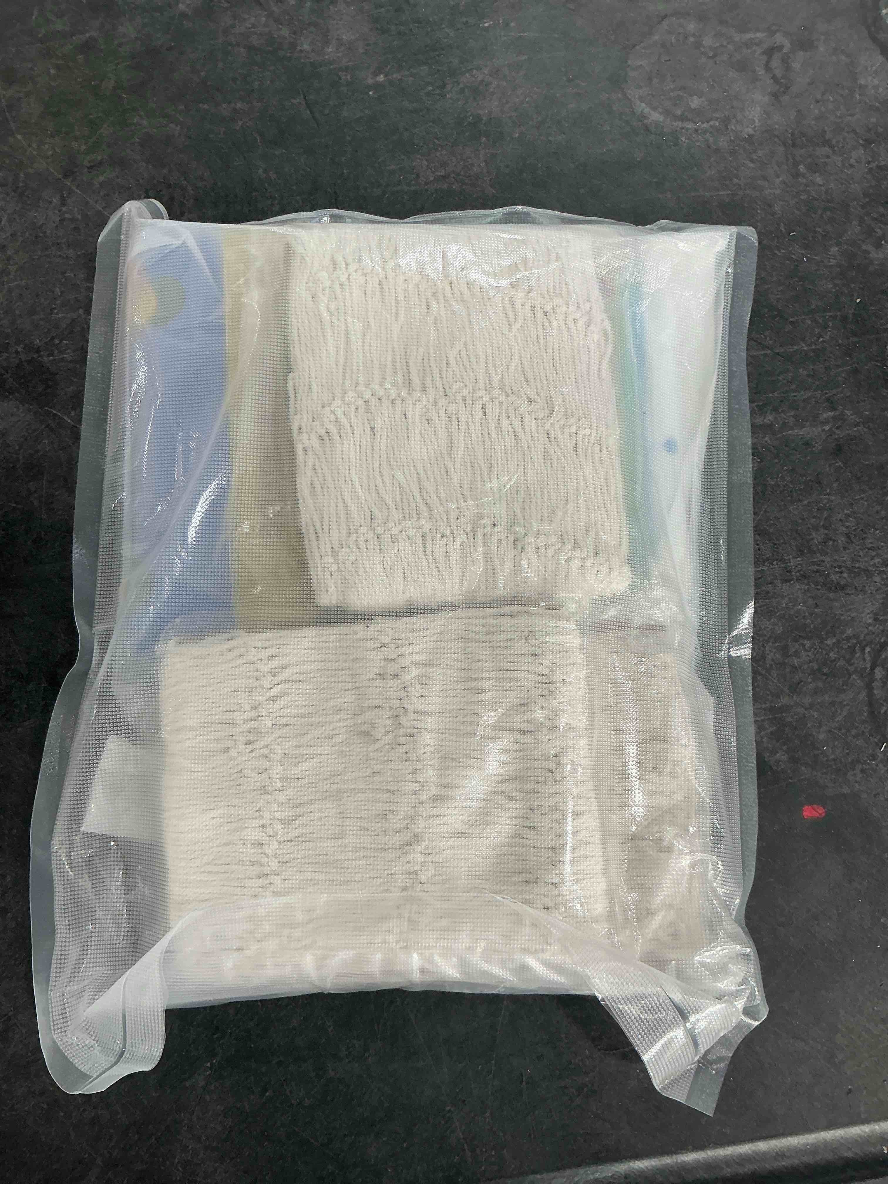 https://s3.amazonaws.com/lotting-images-prod/NonstopDeals/PNK3239202_1758891466456.jpeg
