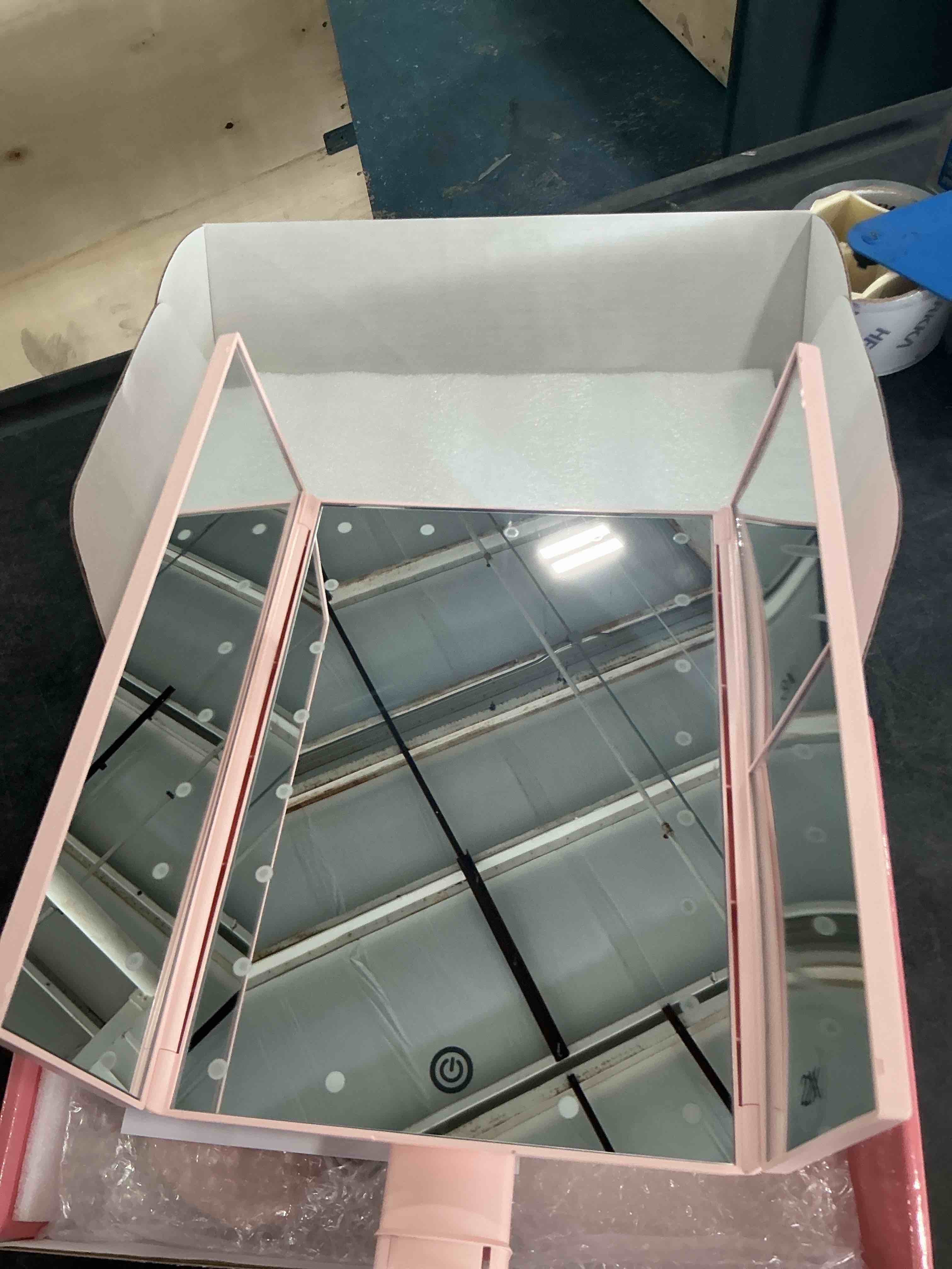 https://s3.amazonaws.com/lotting-images-prod/NonstopDeals/PNK3239213_1758896776310.jpeg