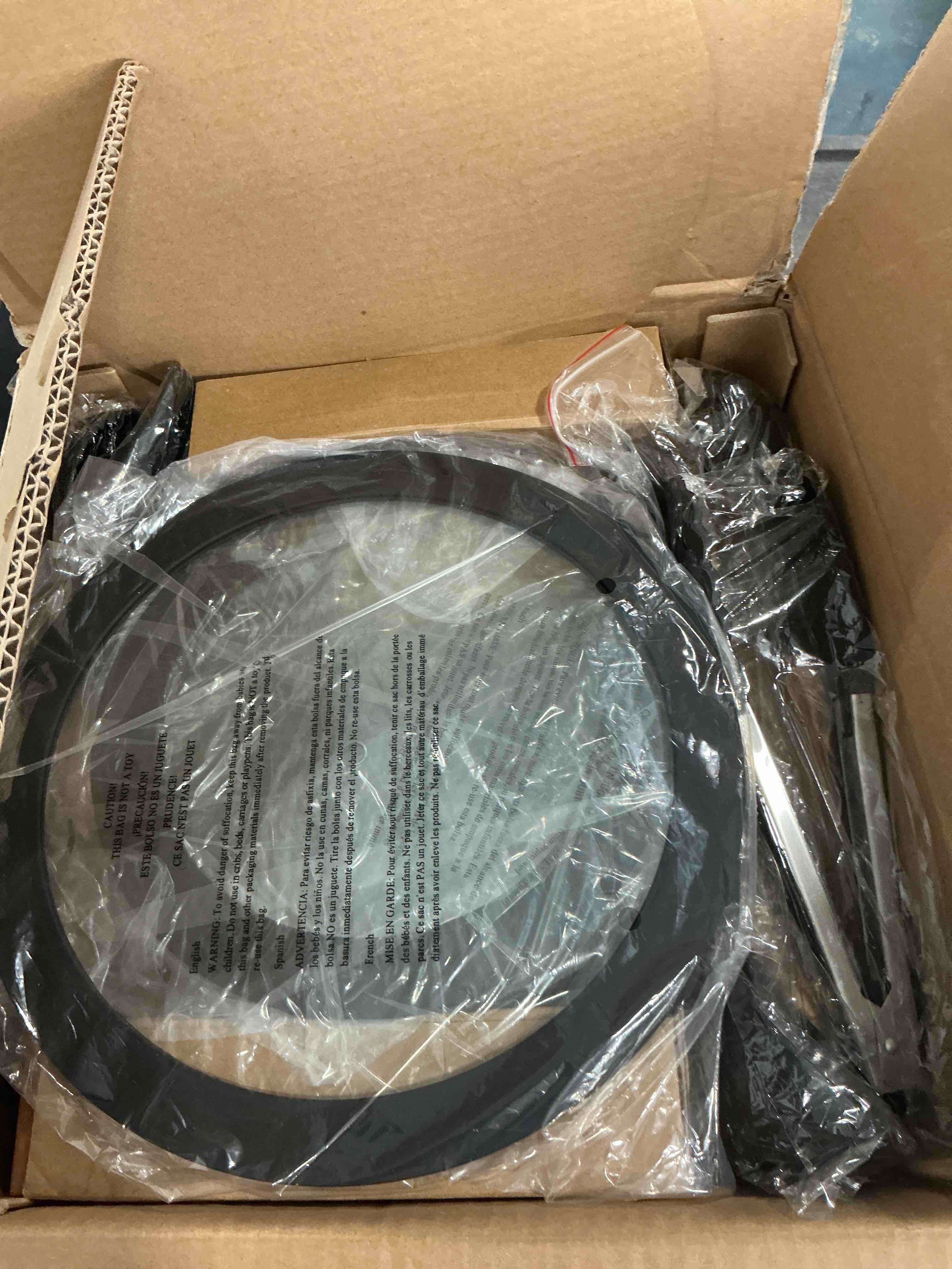 https://s3.amazonaws.com/lotting-images-prod/NonstopDeals/PNK3239231_1758899182091.jpeg