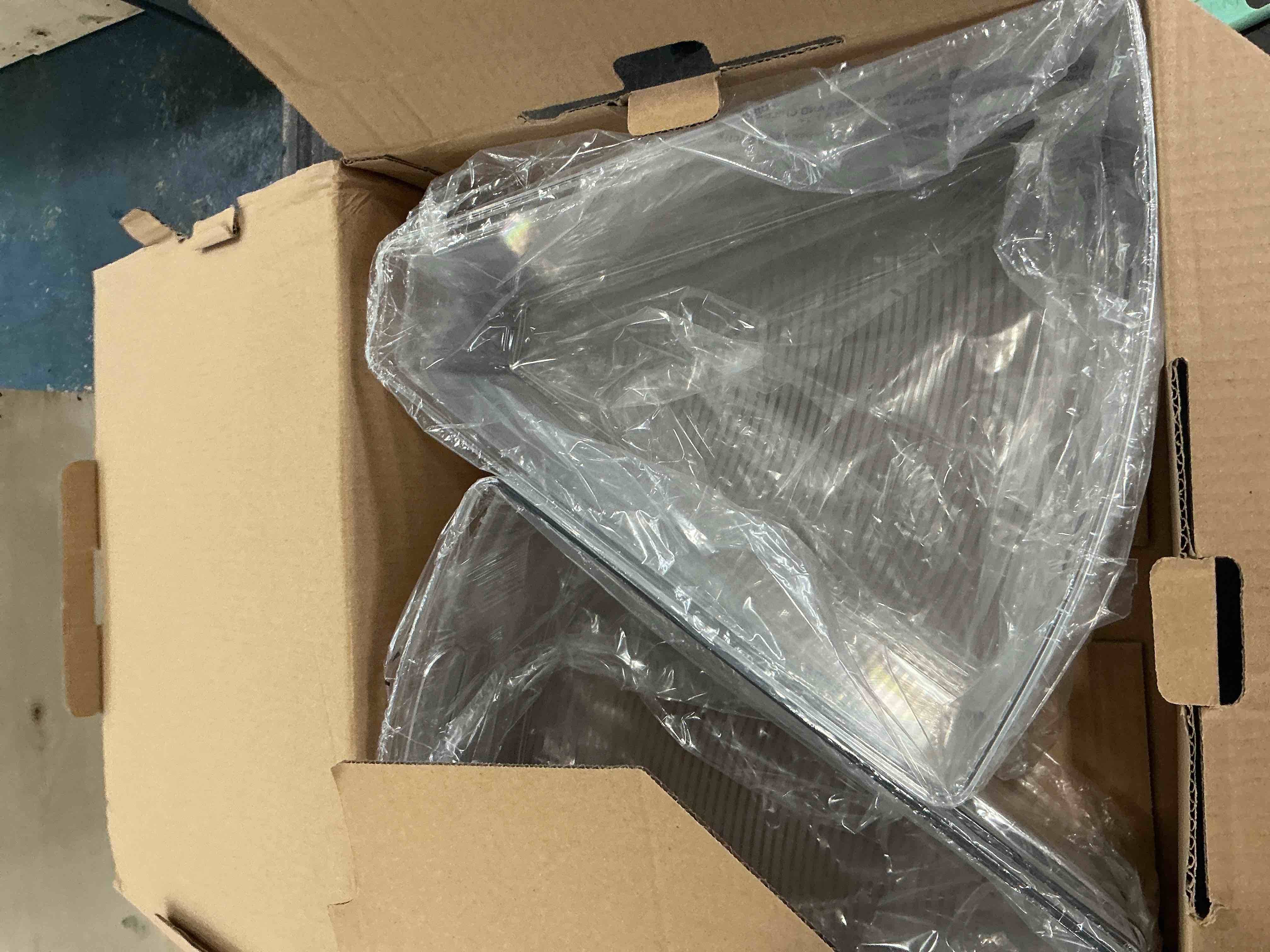 https://s3.amazonaws.com/lotting-images-prod/NonstopDeals/PNK3239242_1758901128660.jpeg