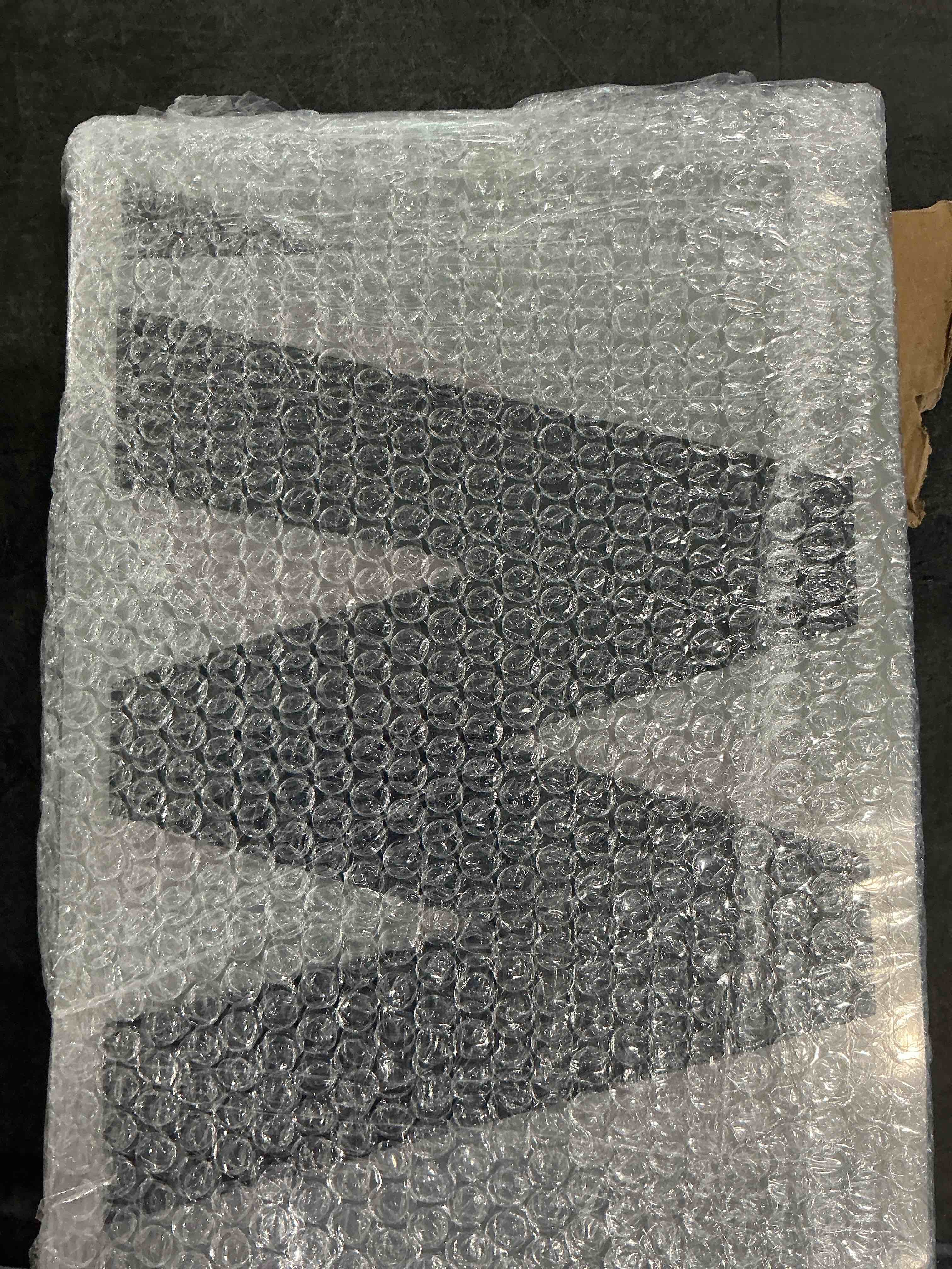 https://s3.amazonaws.com/lotting-images-prod/NonstopDeals/PNK3239246_1758902678686.jpeg