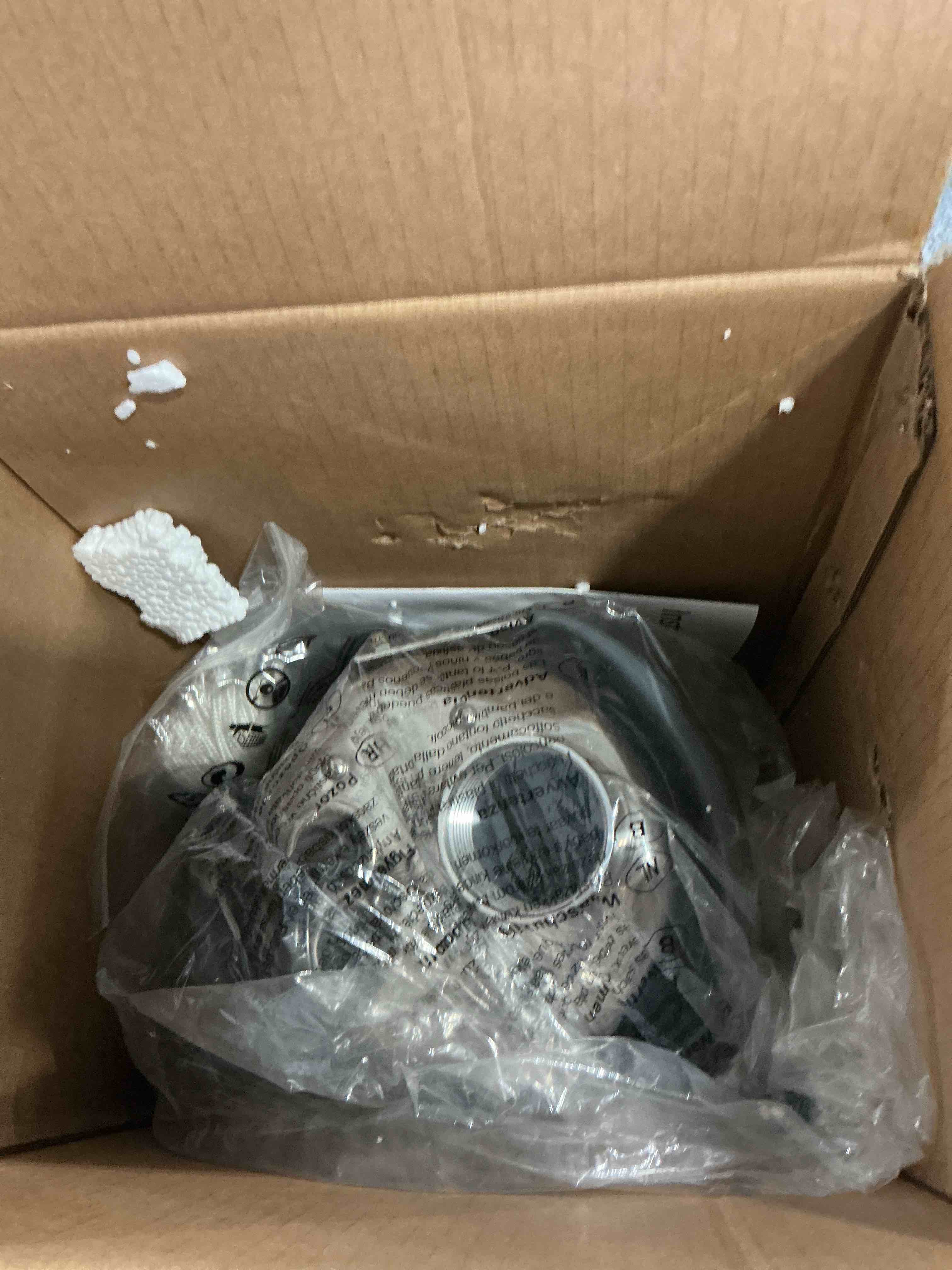 https://s3.amazonaws.com/lotting-images-prod/NonstopDeals/PNK3239258_1758903735584.jpeg