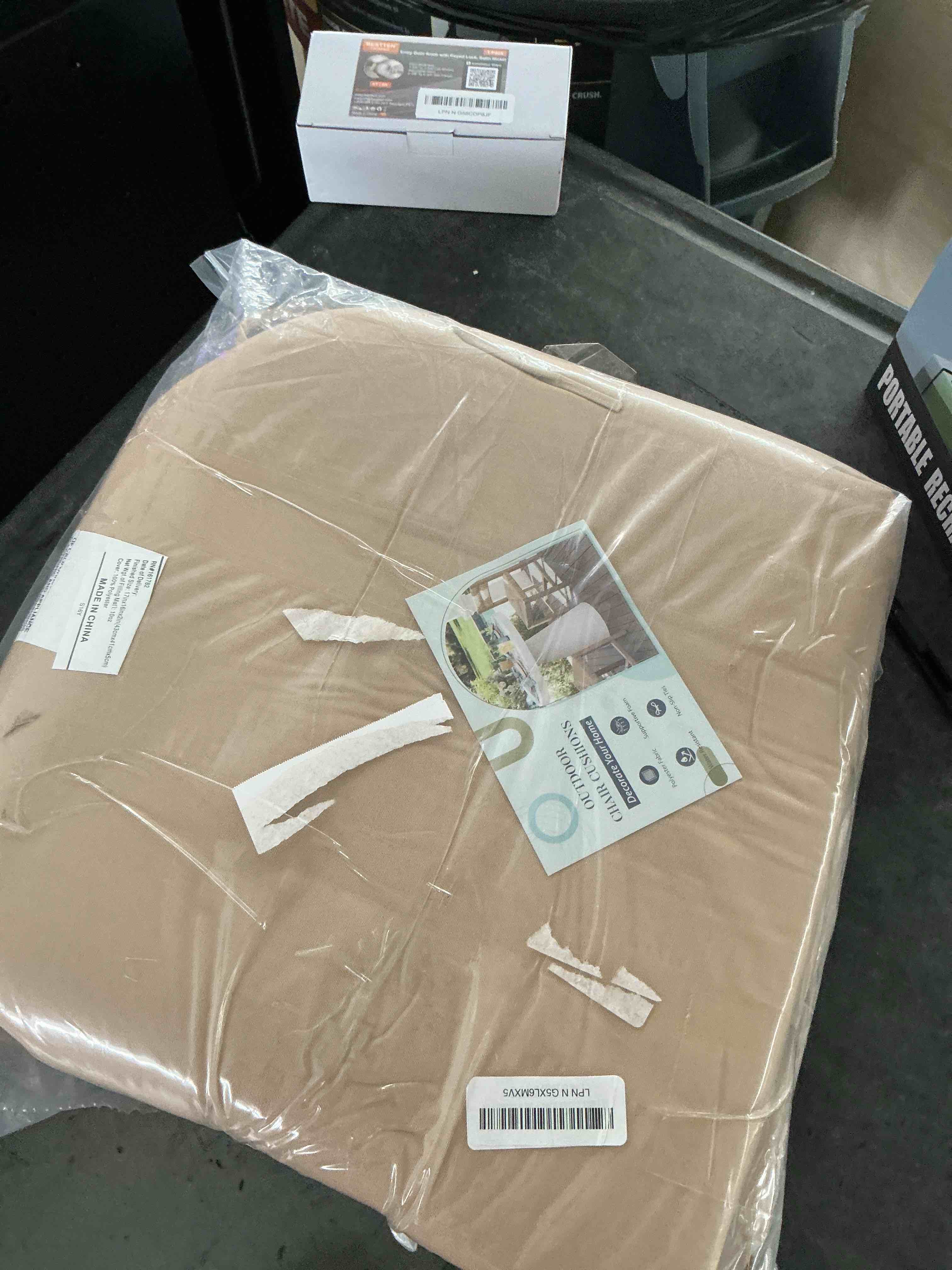 https://s3.amazonaws.com/lotting-images-prod/NonstopDeals/PNK3239424_1758993258209.jpeg
