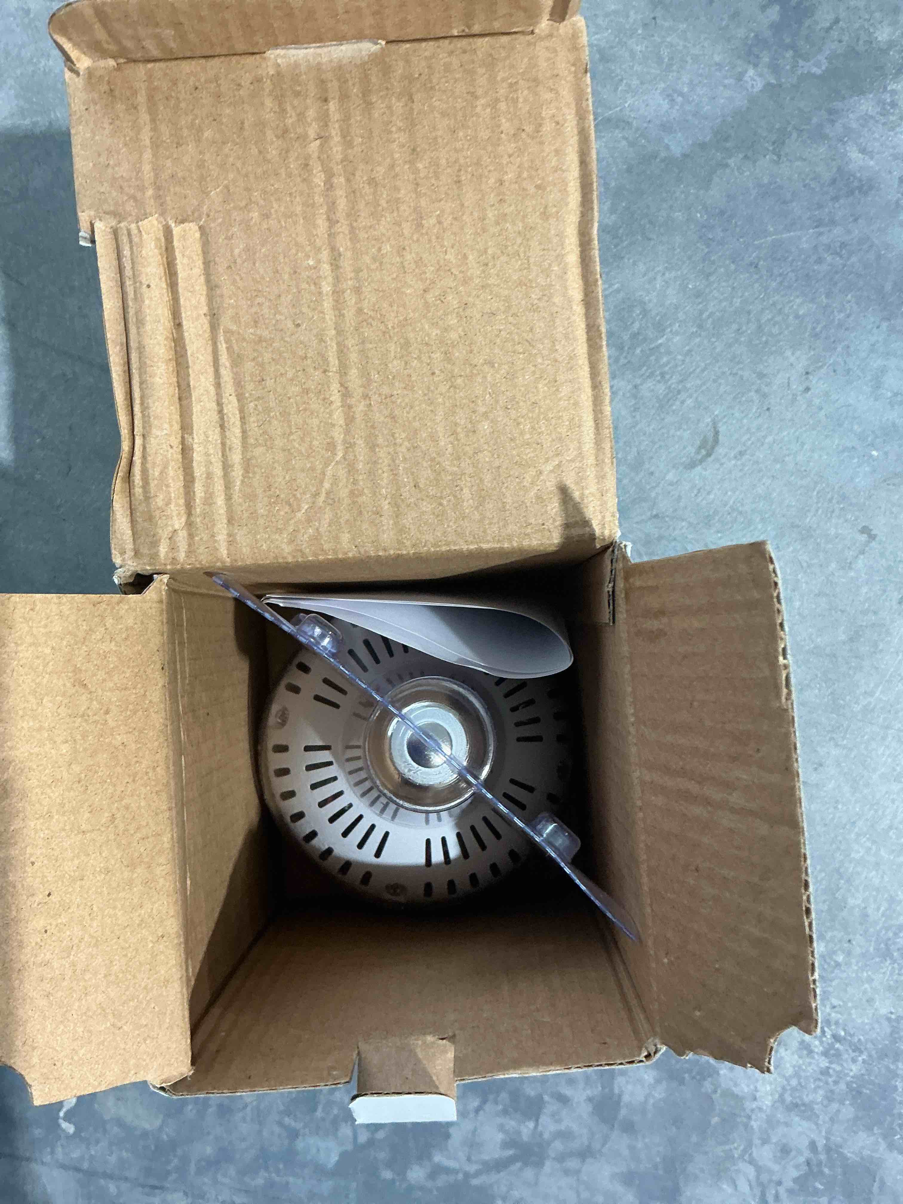 https://s3.amazonaws.com/lotting-images-prod/NonstopDeals/PNK3239469_1759001910919.jpeg