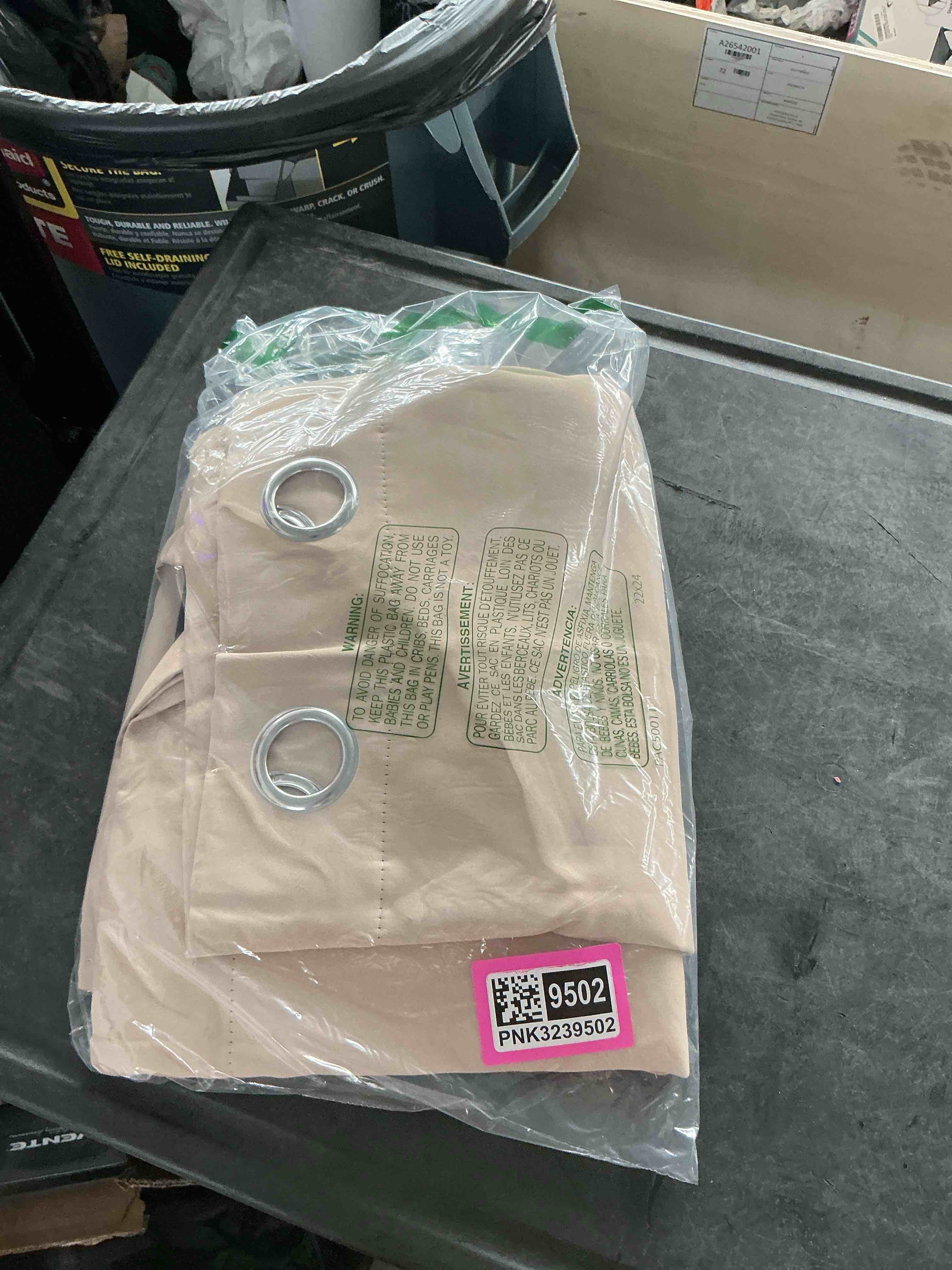 https://s3.amazonaws.com/lotting-images-prod/NonstopDeals/PNK3239502_1758999813382.jpeg
