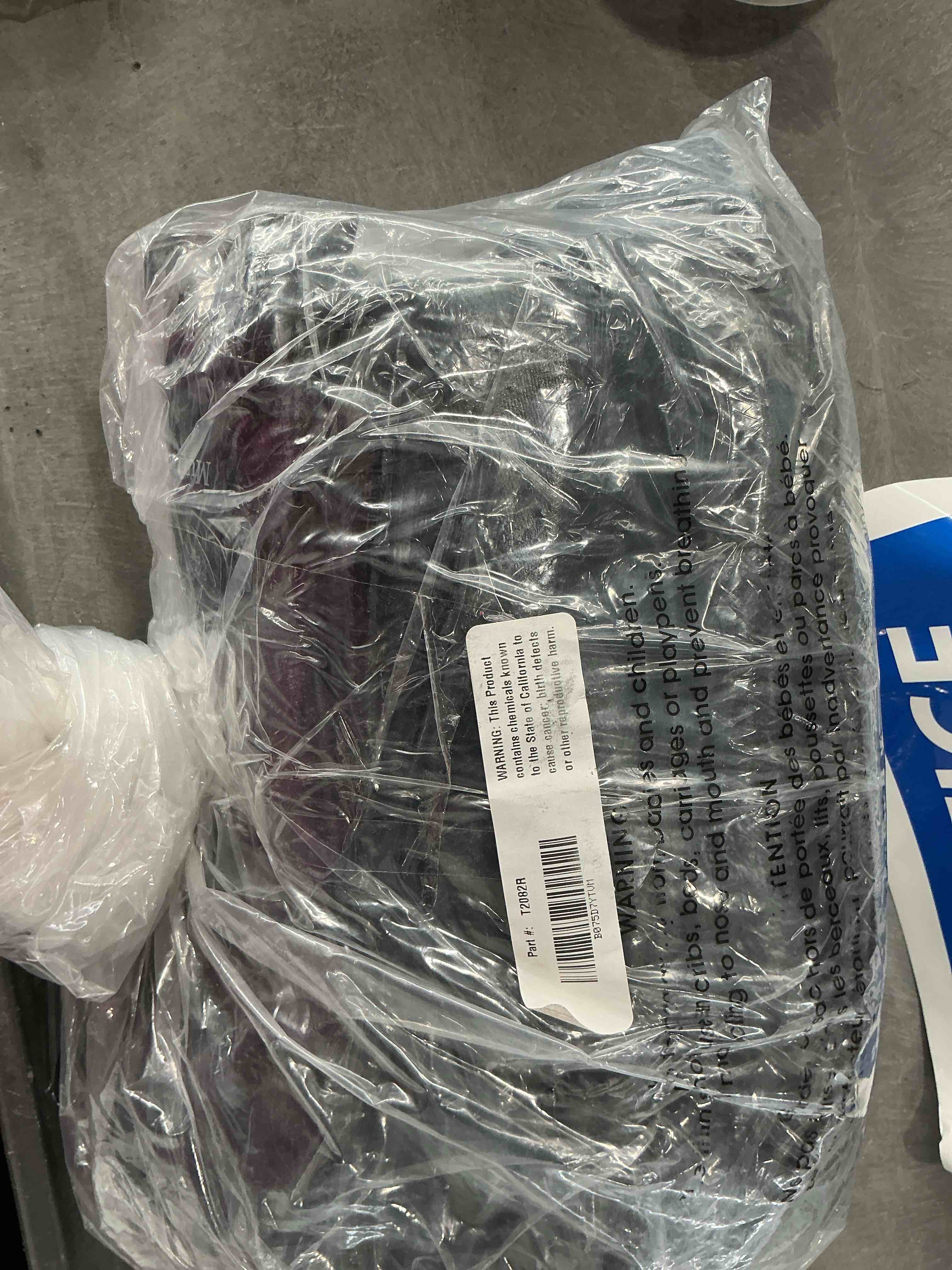 https://s3.amazonaws.com/lotting-images-prod/NonstopDeals/PNK3239654_1759084814674.jpeg
