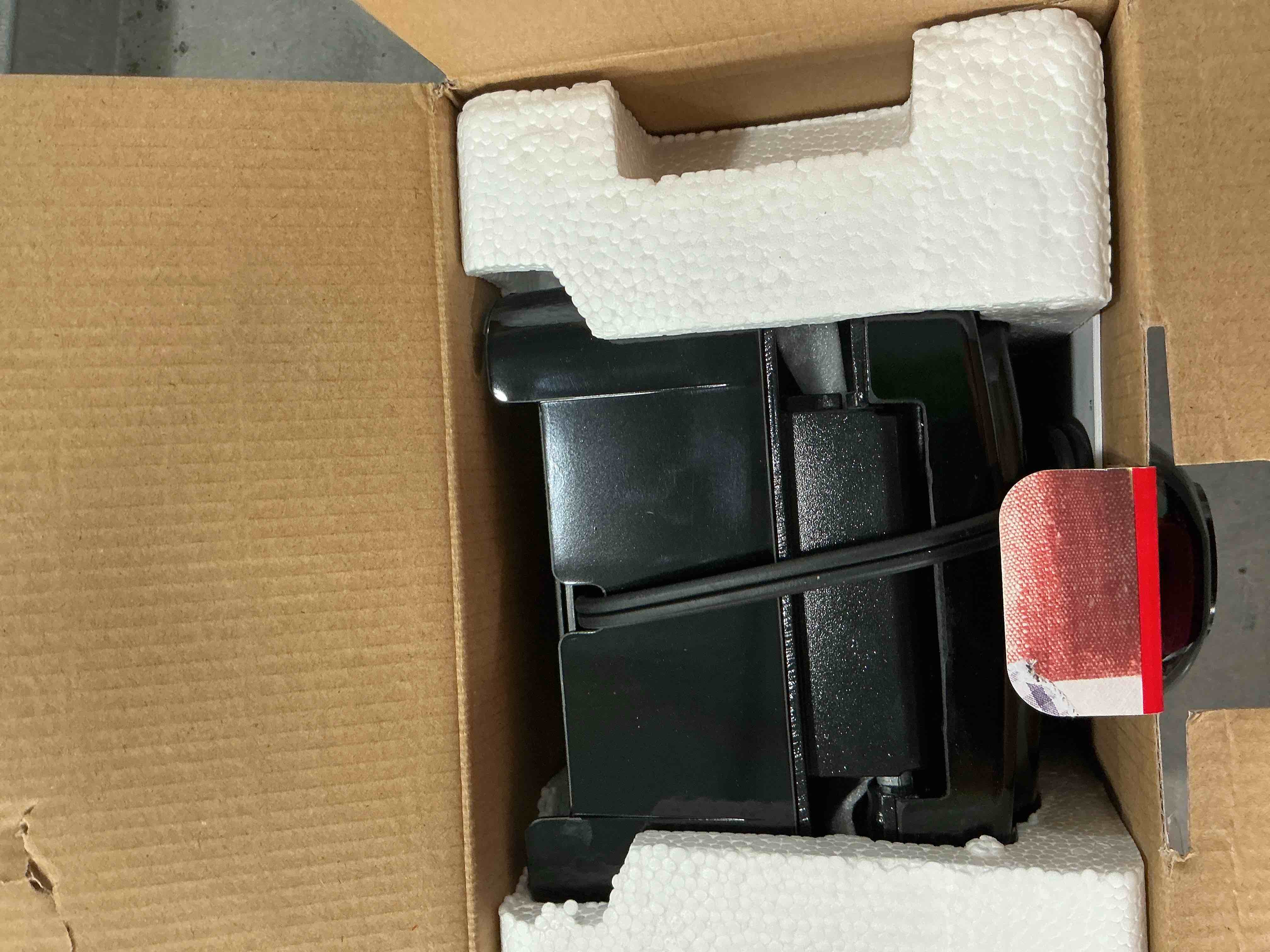 https://s3.amazonaws.com/lotting-images-prod/NonstopDeals/PNK3239690_1759093621047.jpeg
