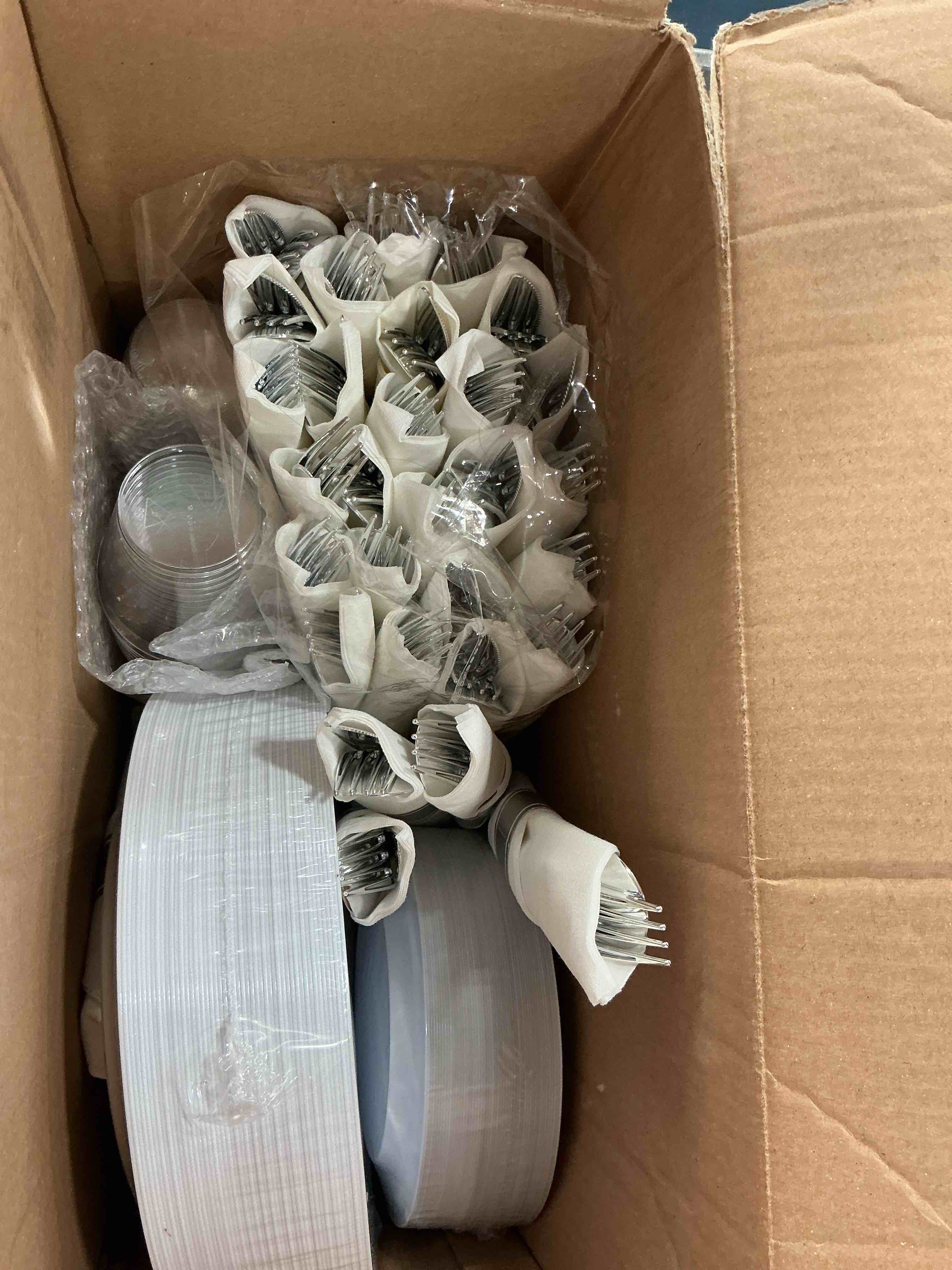 https://s3.amazonaws.com/lotting-images-prod/NonstopDeals/PNK3239706_1759094242322.jpeg