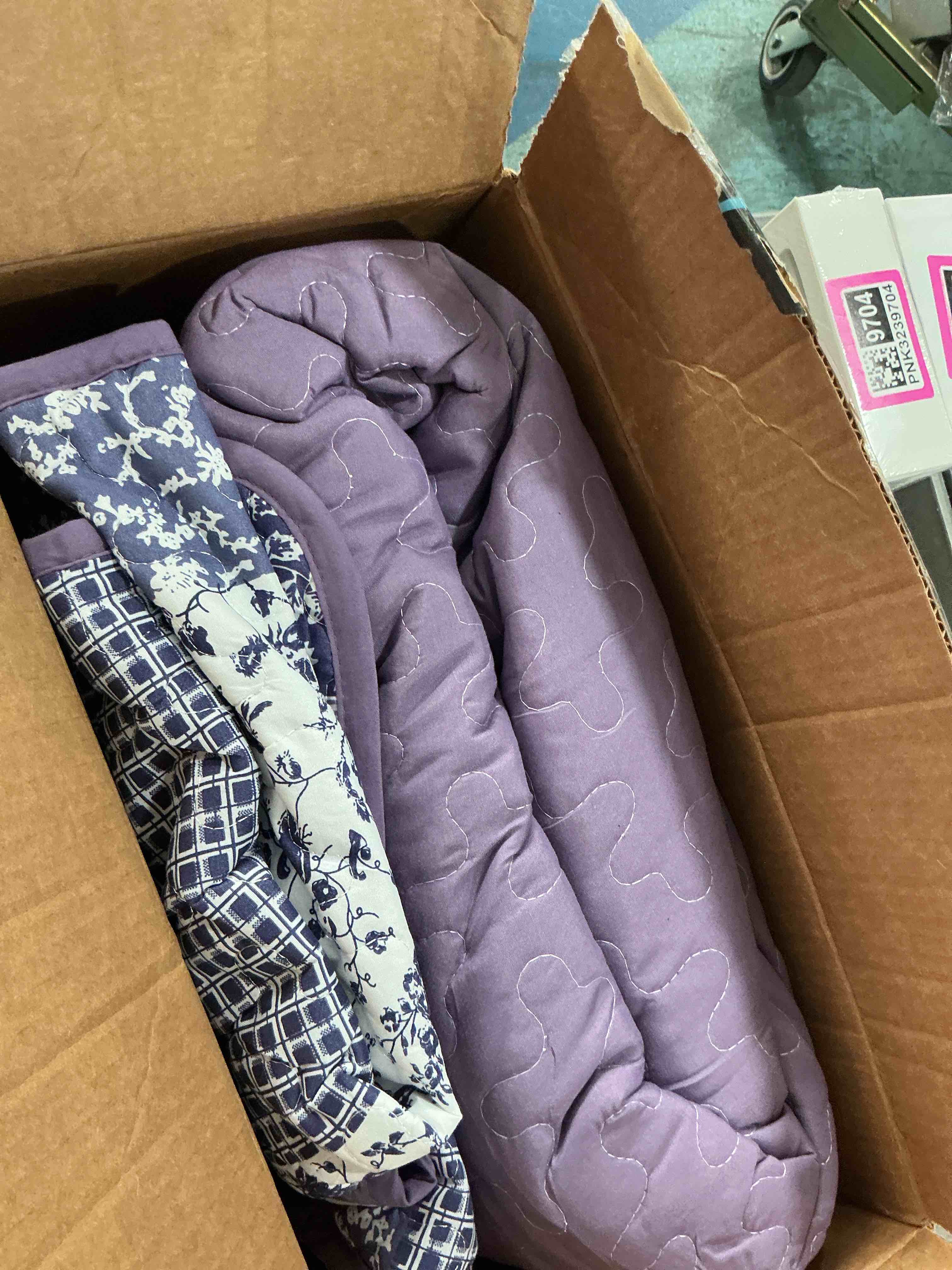 https://s3.amazonaws.com/lotting-images-prod/NonstopDeals/PNK3239712_1759095482510.jpeg