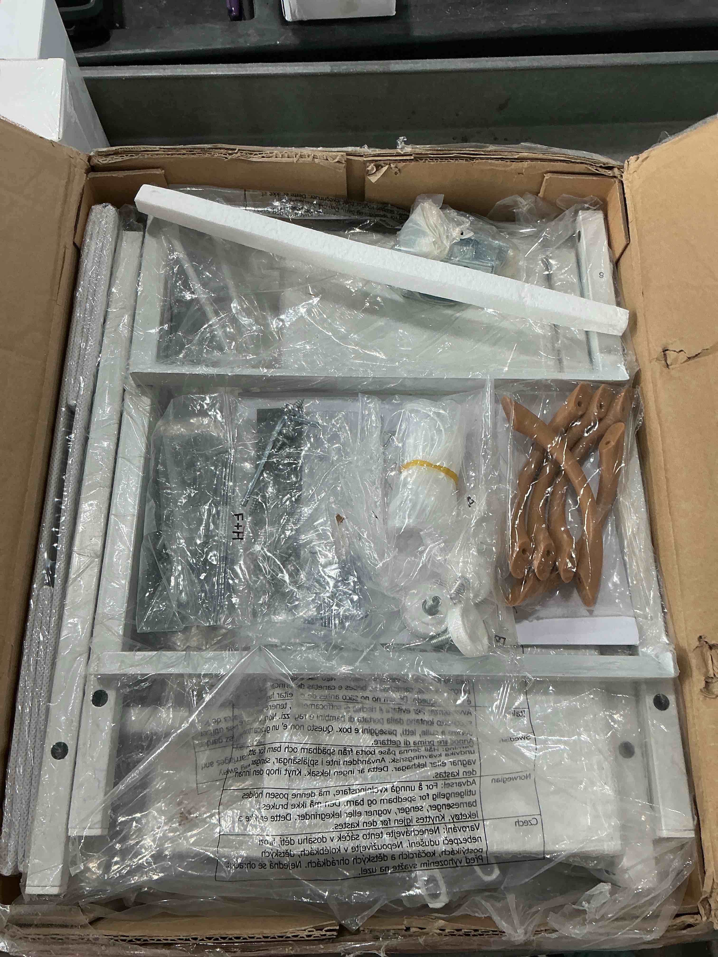 https://s3.amazonaws.com/lotting-images-prod/NonstopDeals/PNK3239723_1759094470226.jpeg