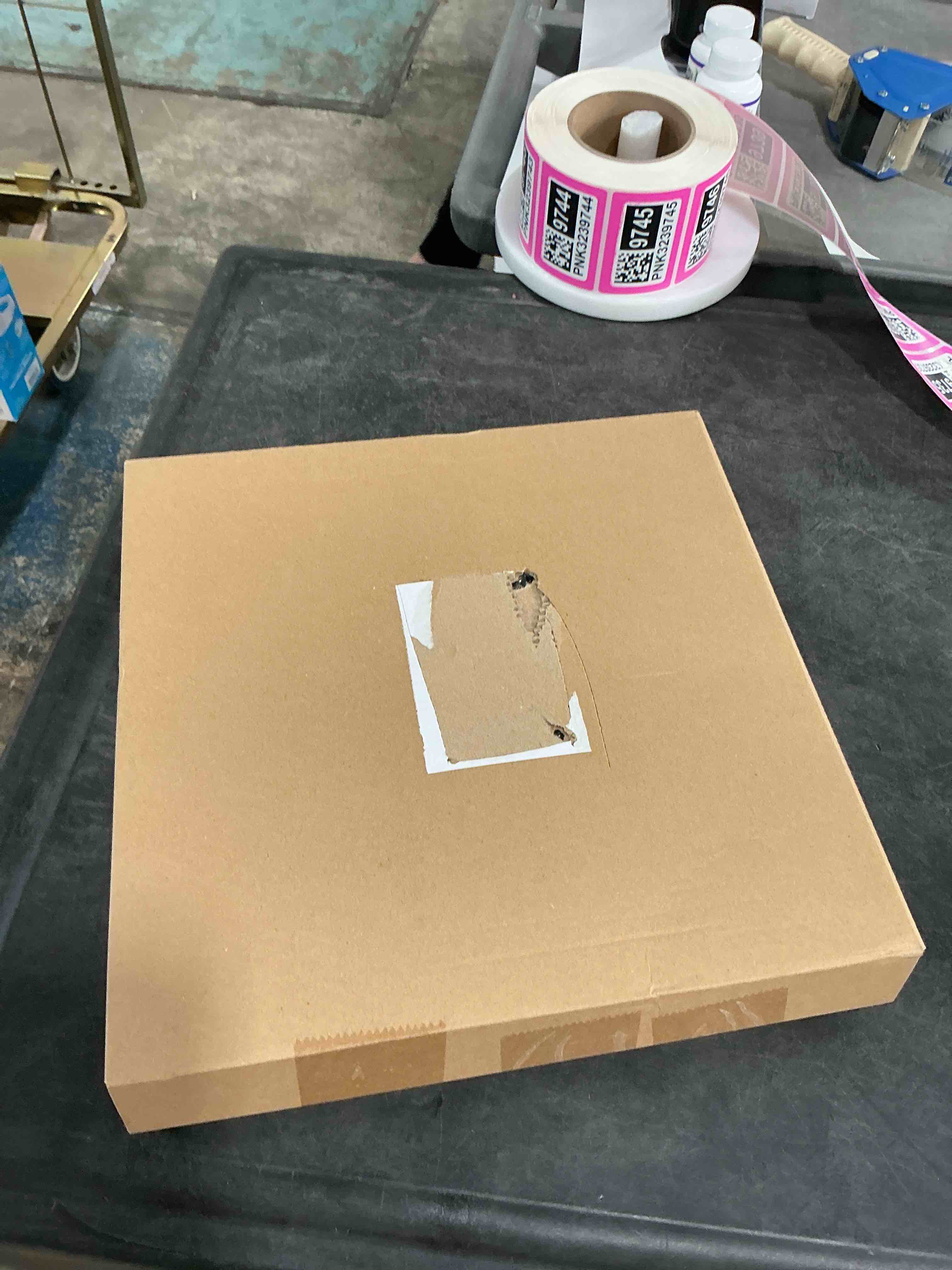 https://s3.amazonaws.com/lotting-images-prod/NonstopDeals/PNK3239734_1759096198789.jpeg