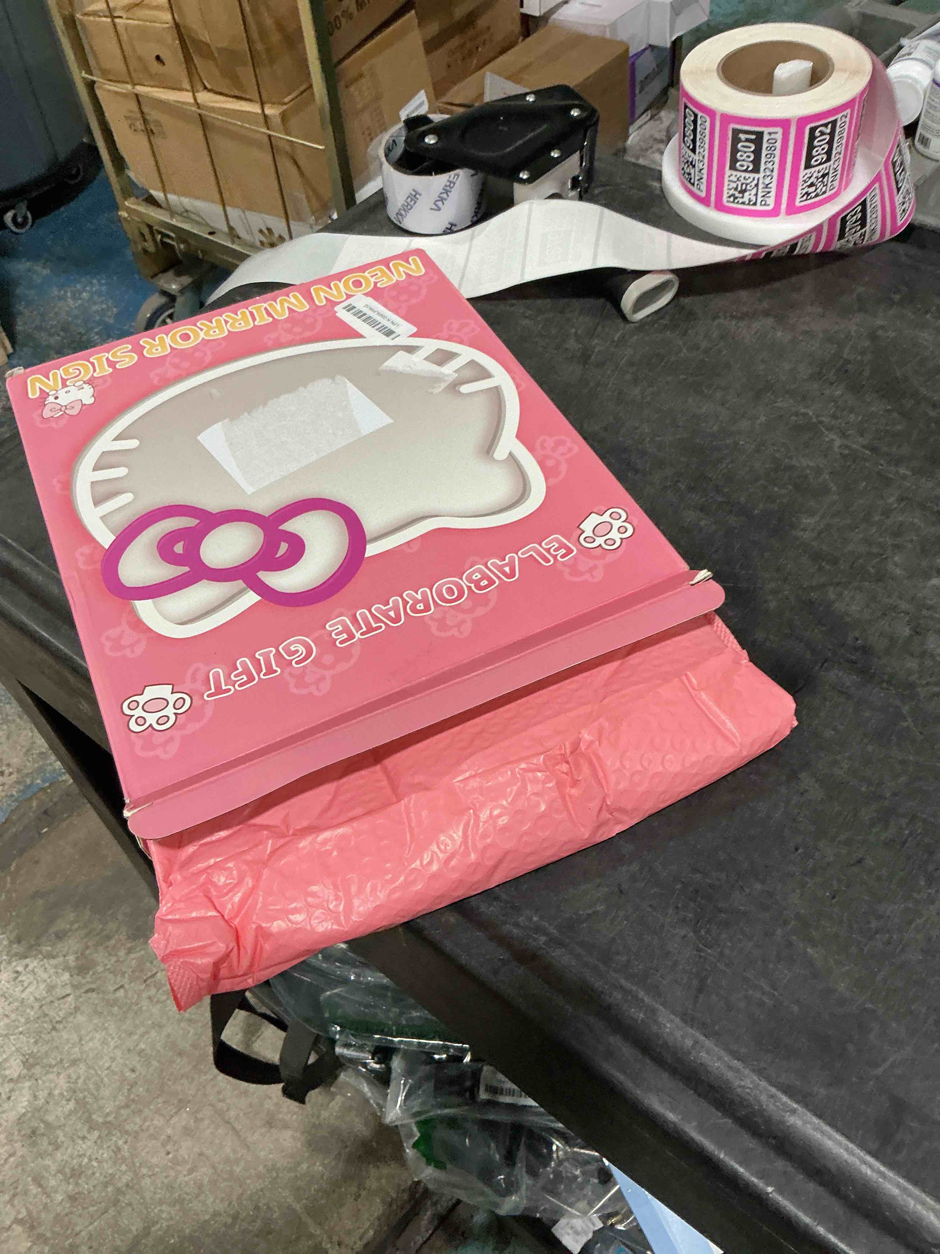 https://s3.amazonaws.com/lotting-images-prod/NonstopDeals/PNK3239786_1759103777520.jpeg