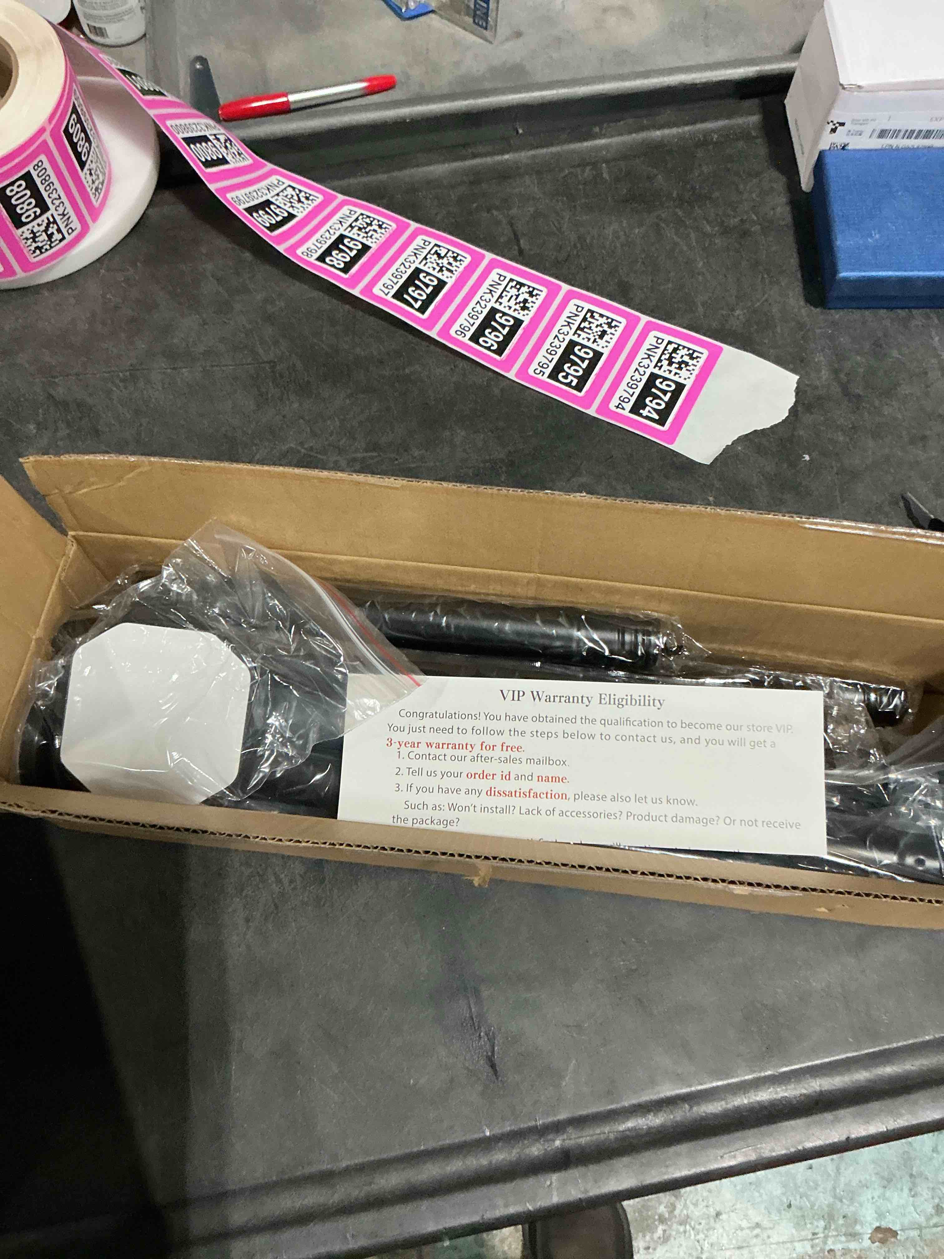 https://s3.amazonaws.com/lotting-images-prod/NonstopDeals/PNK3239794_1759104292727.jpeg