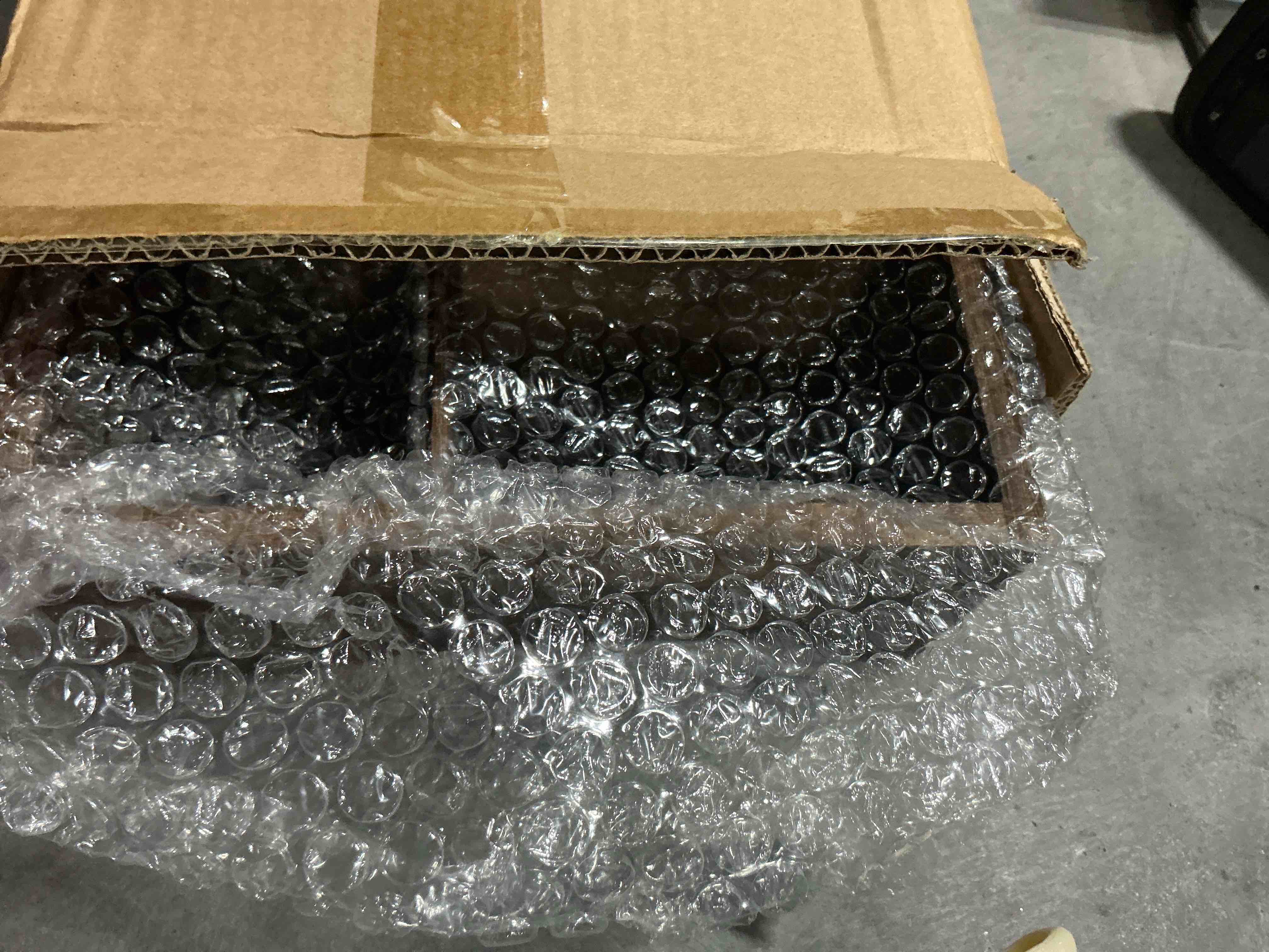 https://s3.amazonaws.com/lotting-images-prod/NonstopDeals/PNK3239799_1759104532494.jpeg