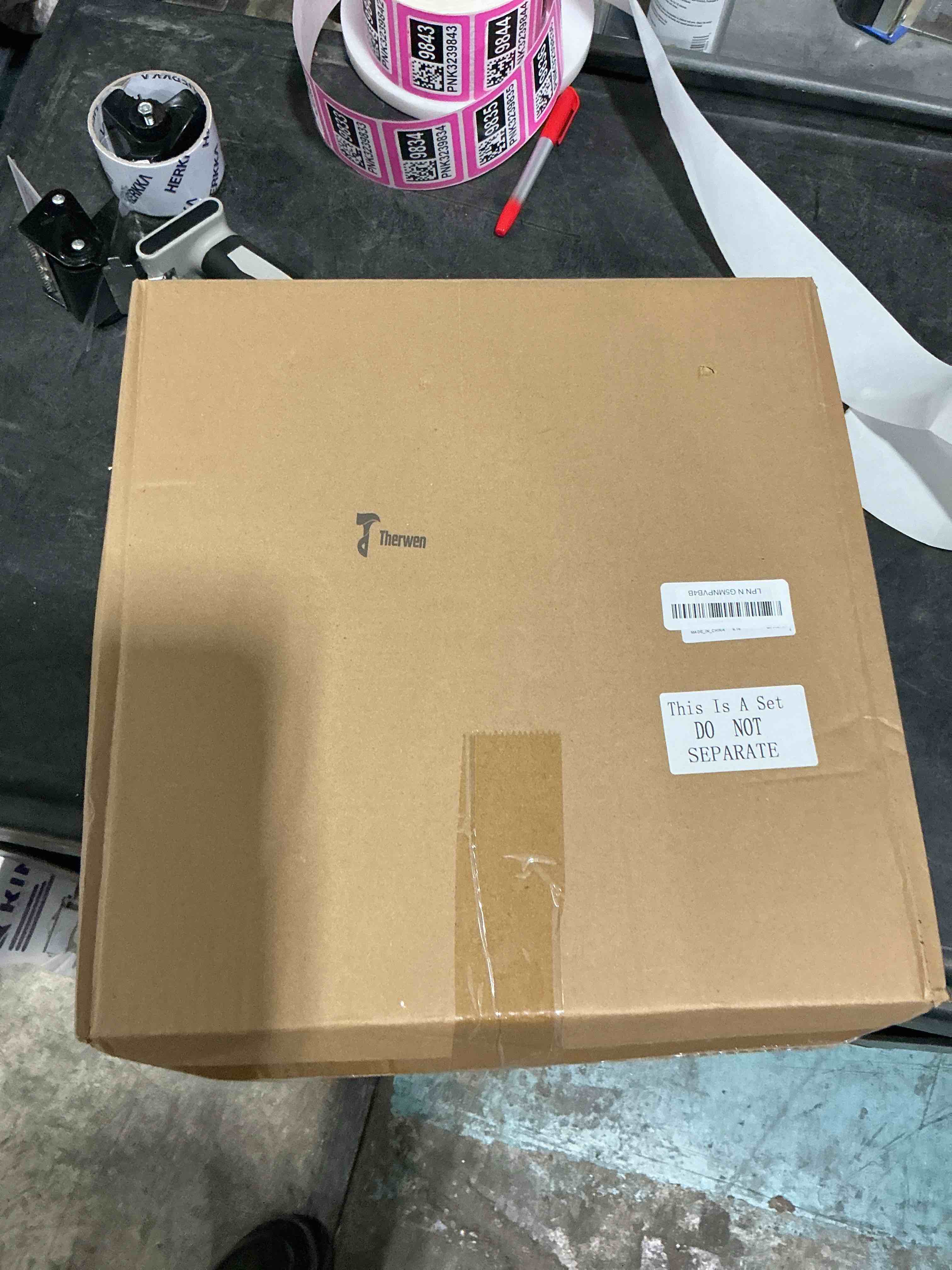https://s3.amazonaws.com/lotting-images-prod/NonstopDeals/PNK3239831_1759107201043.jpeg