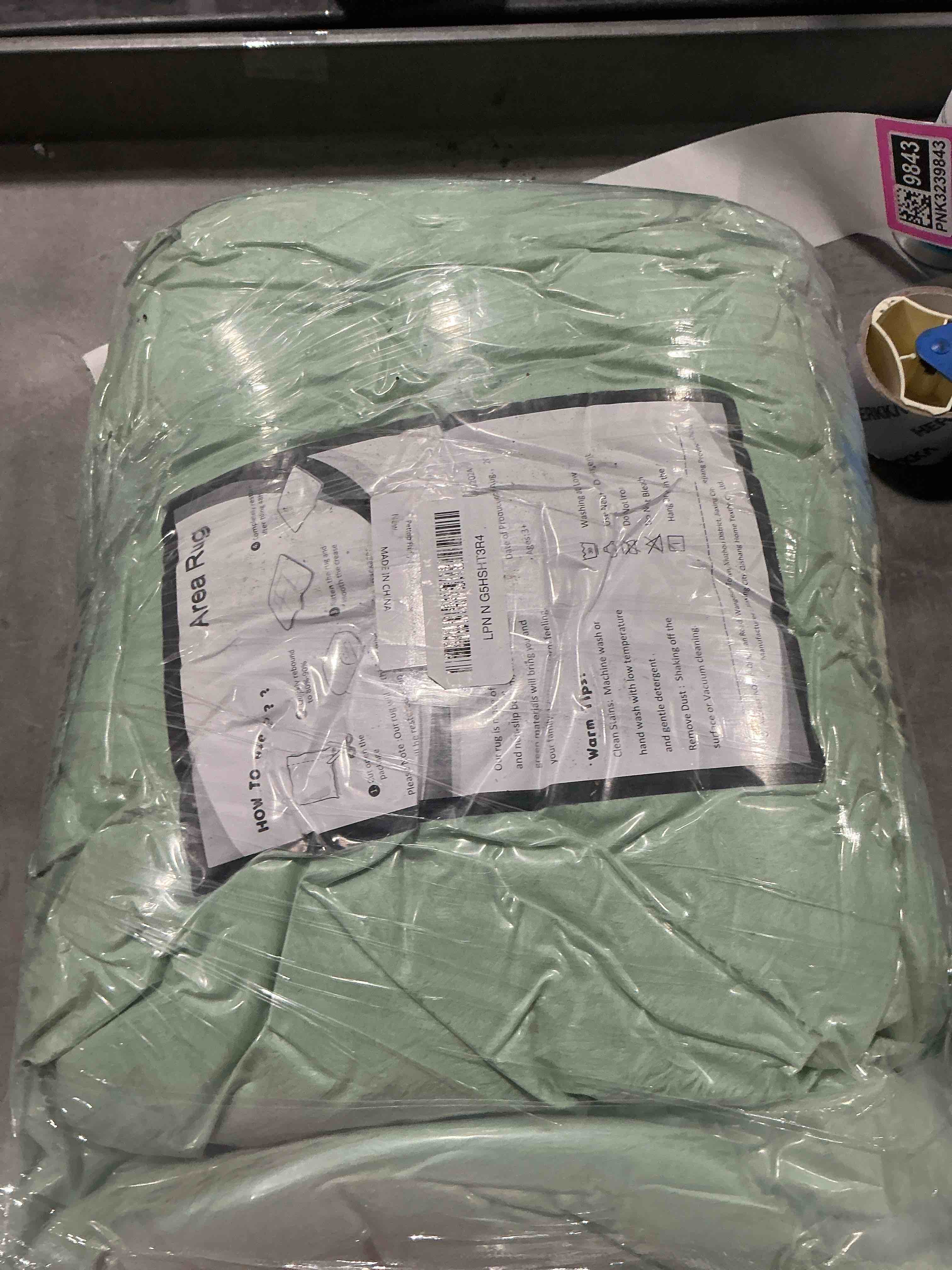 https://s3.amazonaws.com/lotting-images-prod/NonstopDeals/PNK3239843_1759107908217.jpeg