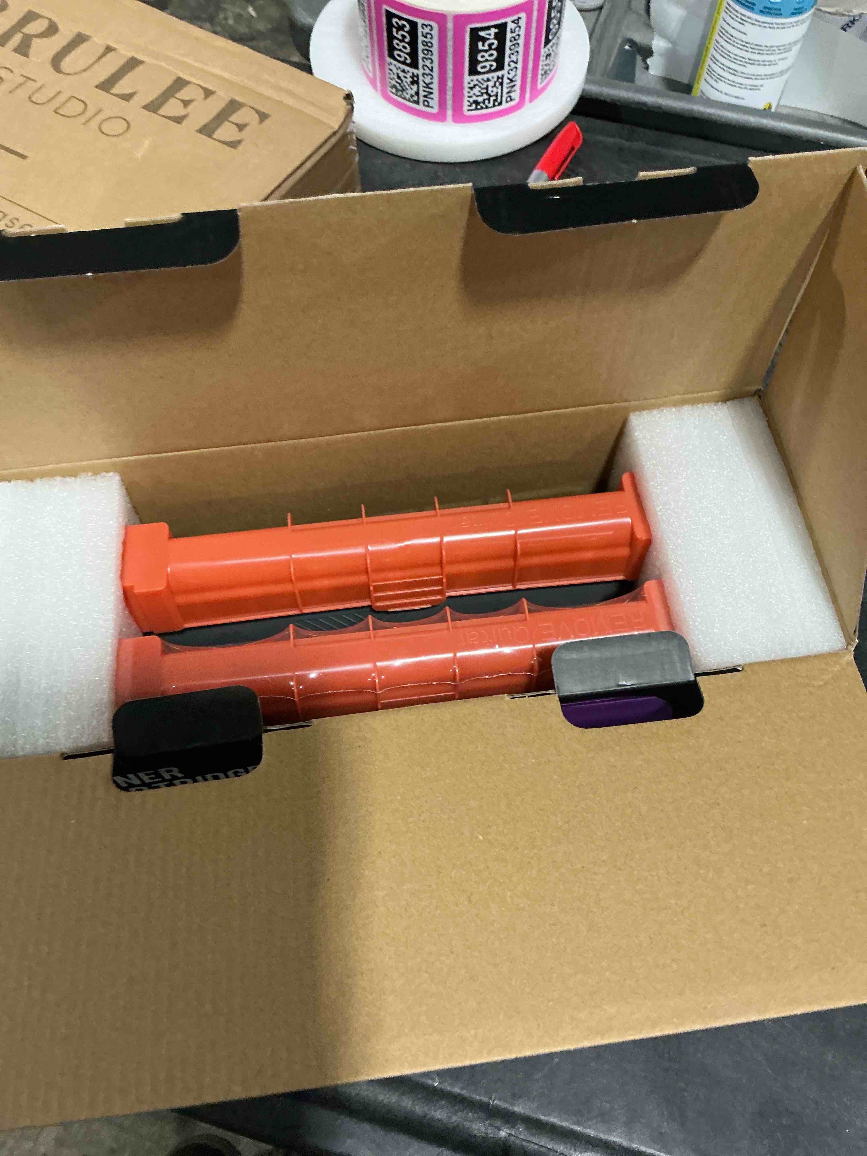 https://s3.amazonaws.com/lotting-images-prod/NonstopDeals/PNK3239844_1759107835704.jpeg