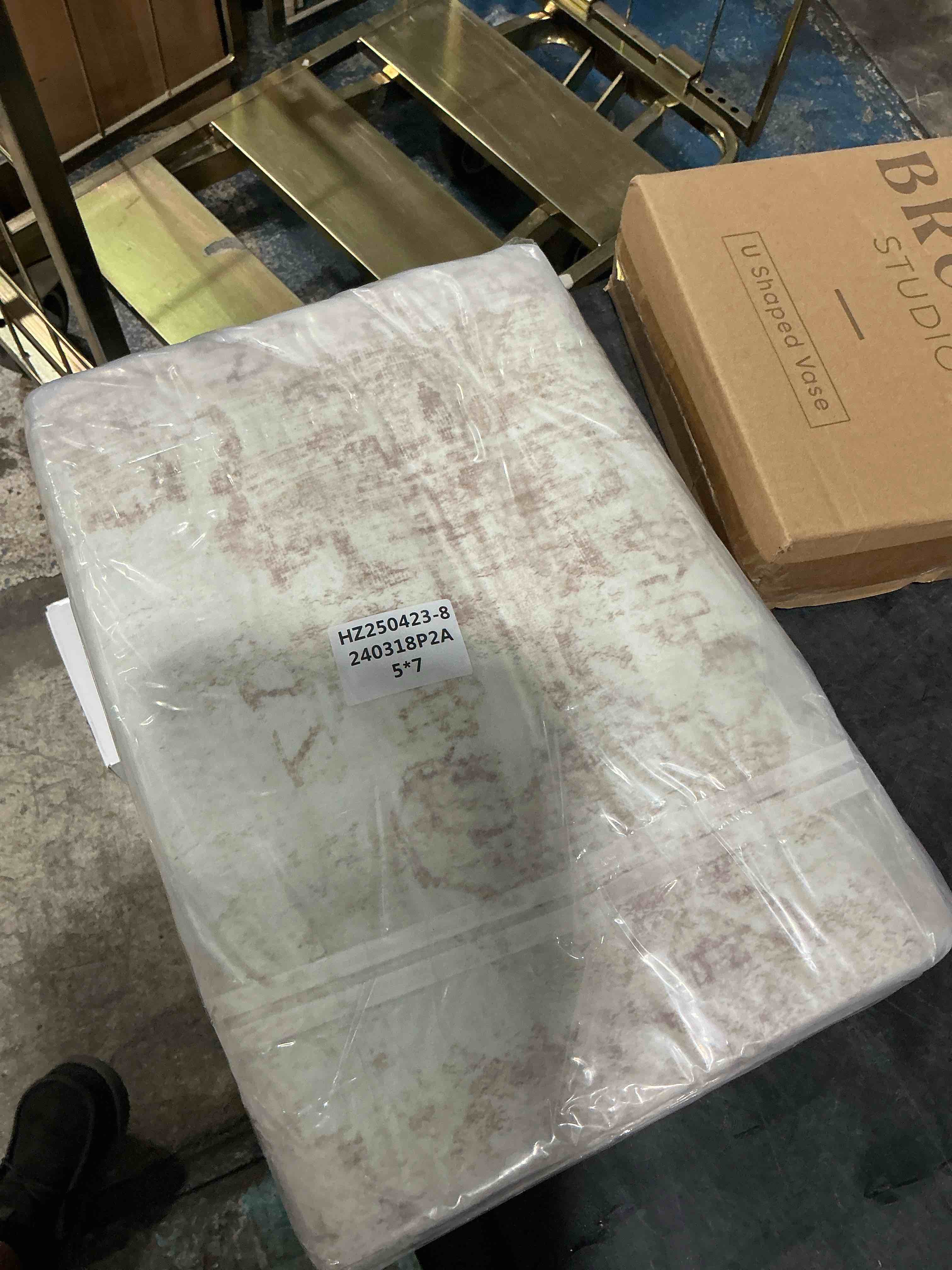 https://s3.amazonaws.com/lotting-images-prod/NonstopDeals/PNK3239852_1759108456893.jpeg