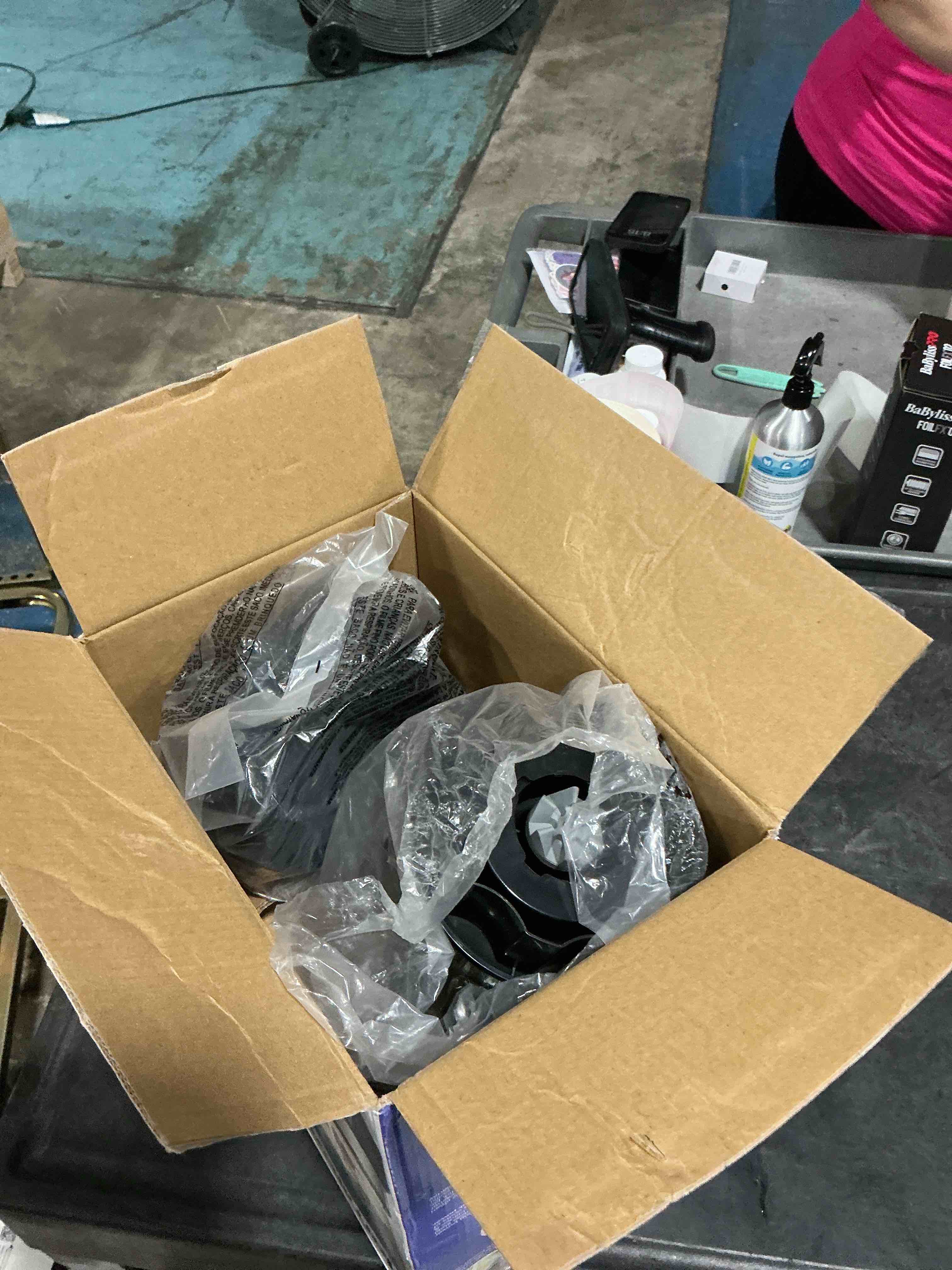 https://s3.amazonaws.com/lotting-images-prod/NonstopDeals/PNK3239857_1759108518729.jpeg