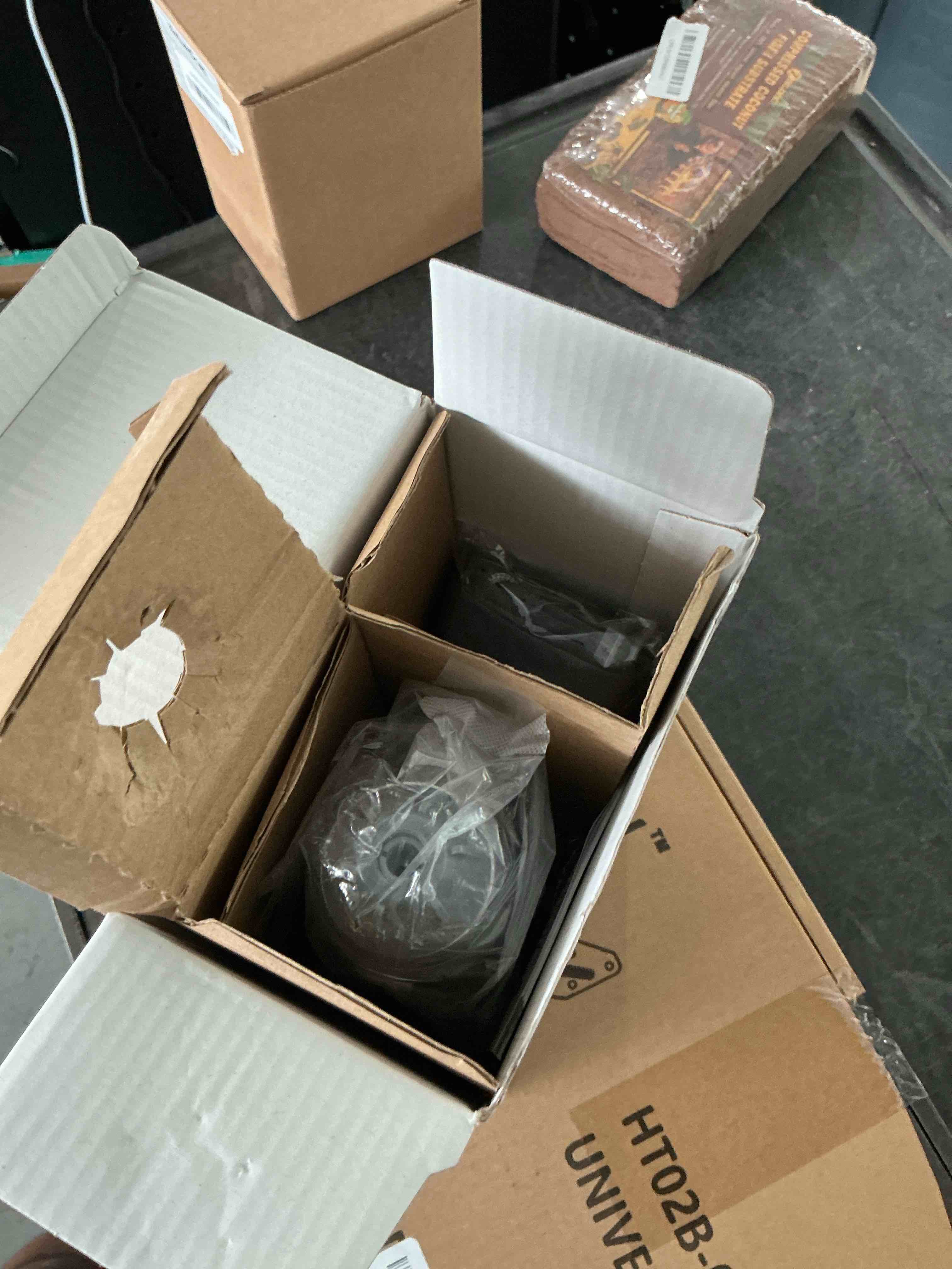 https://s3.amazonaws.com/lotting-images-prod/NonstopDeals/PNK3239862_1759244704908.jpeg