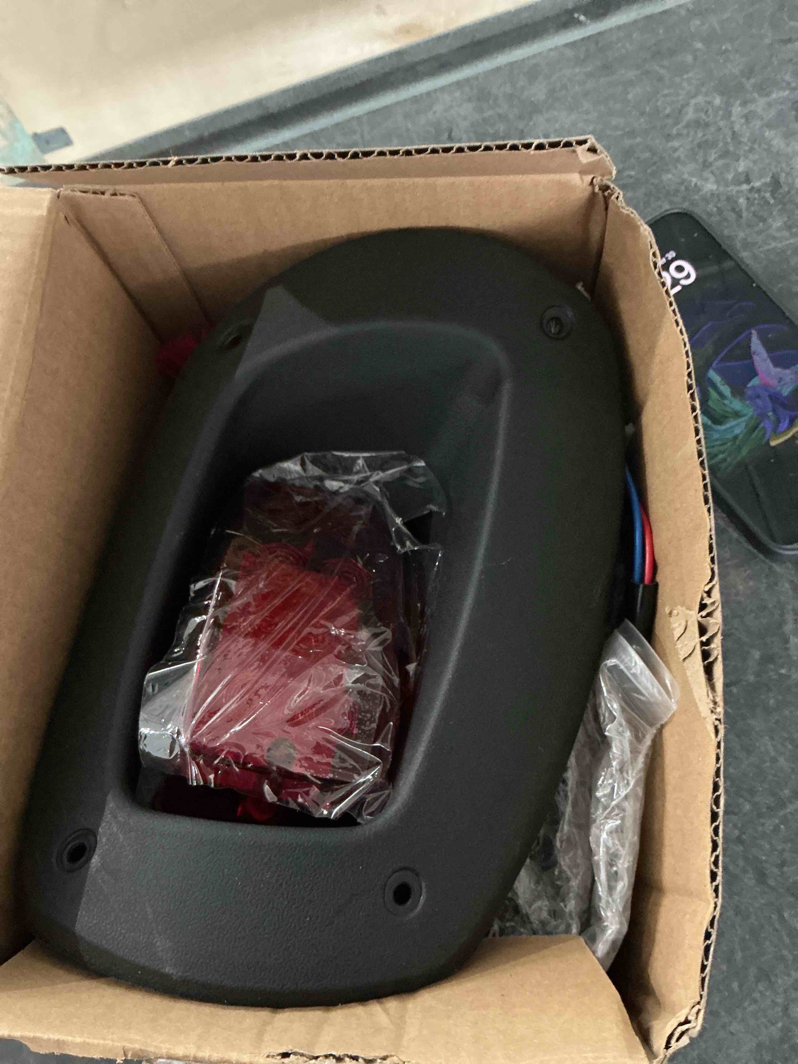 https://s3.amazonaws.com/lotting-images-prod/NonstopDeals/PNK3239871_1759246191251.jpeg